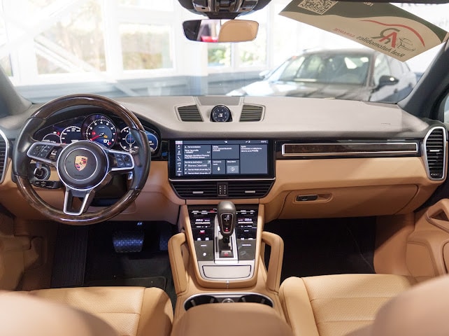 PORSCHE Cayenne-image-20