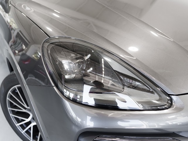 PORSCHE Cayenne-image-4