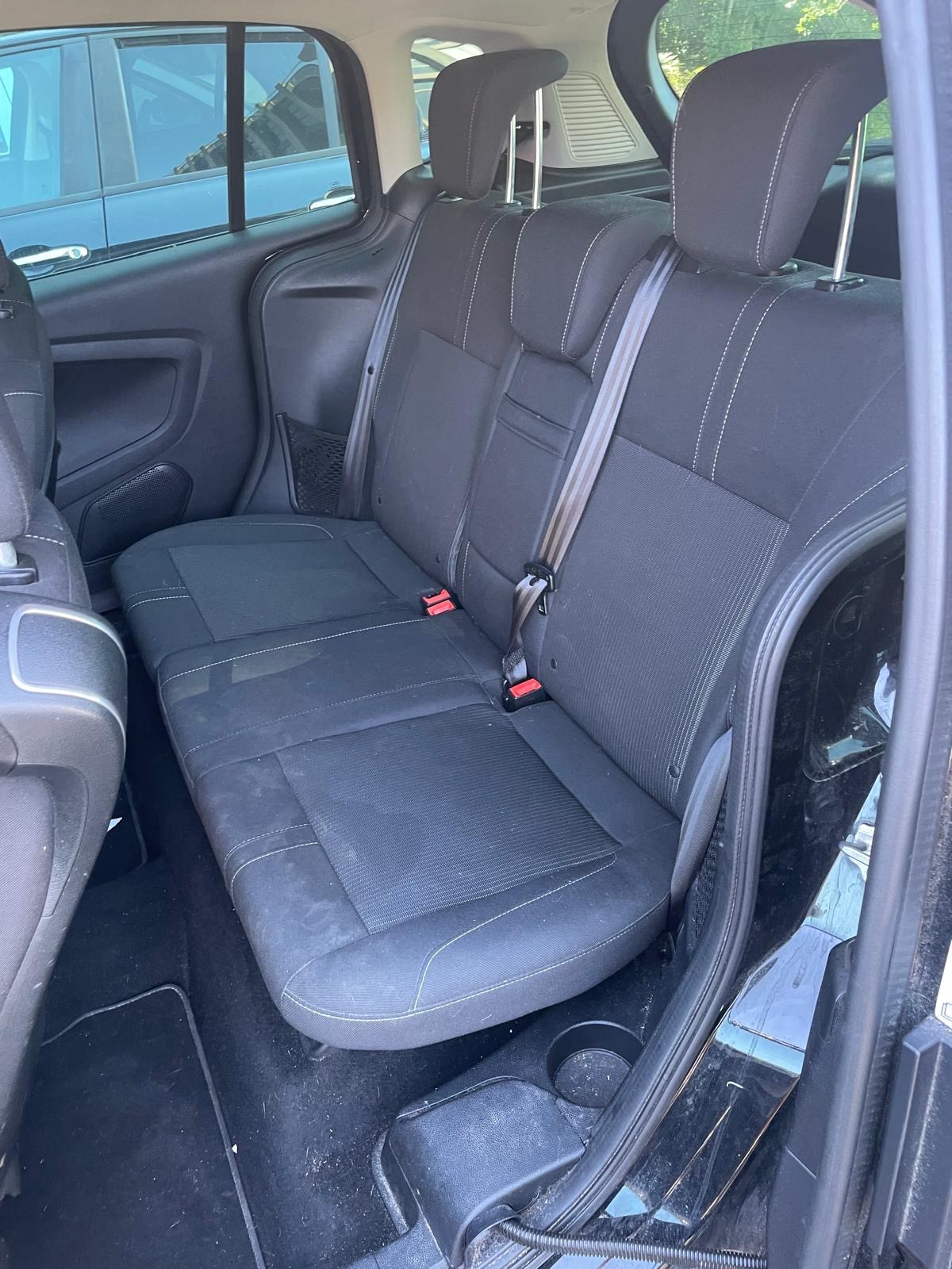 FORD B-Max 1.0 SCTi Titanium-image-11