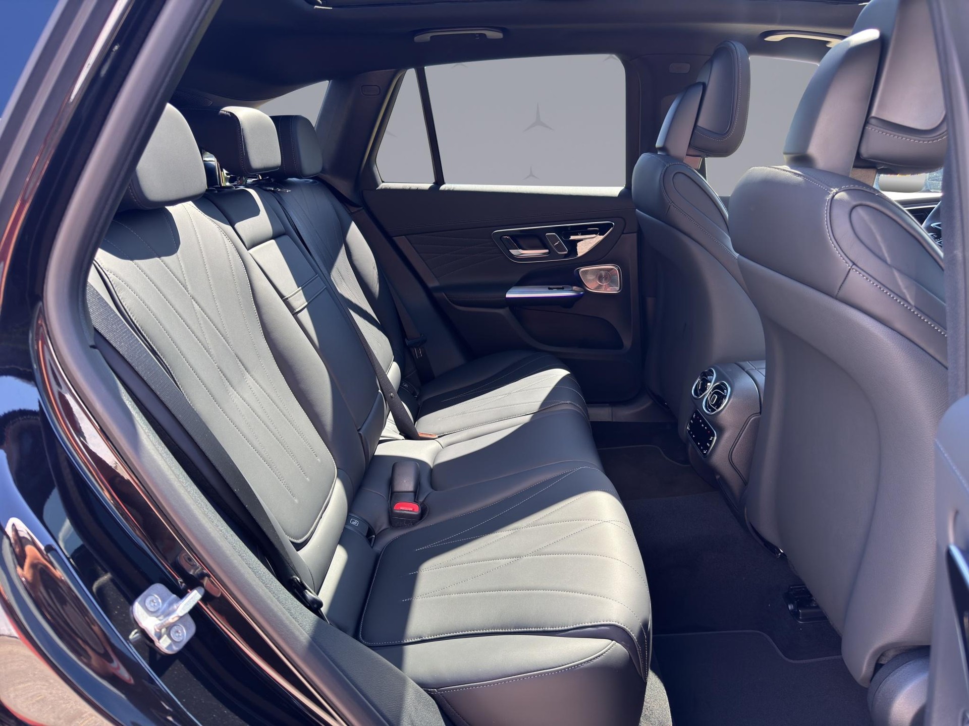 MERCEDES-BENZ GLC 53 AMG 4matic+-image-17