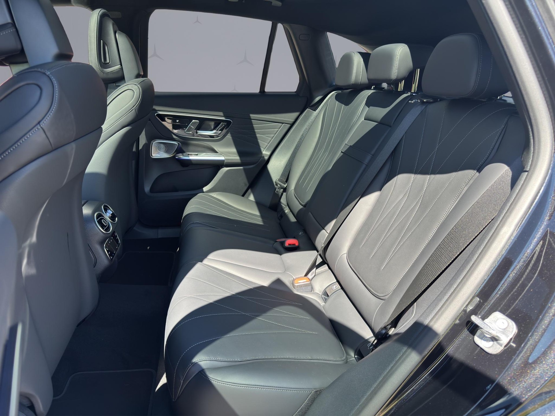 MERCEDES-BENZ GLC 53 AMG 4matic+-image-12