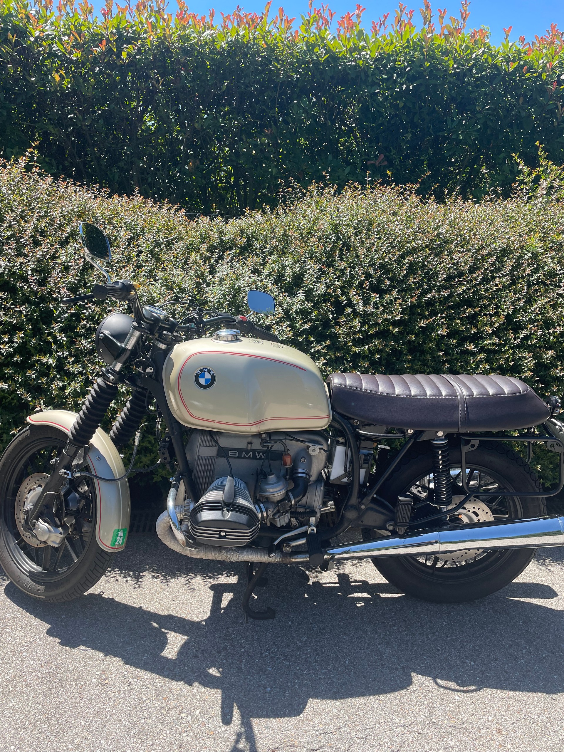 BMW RS-image-1