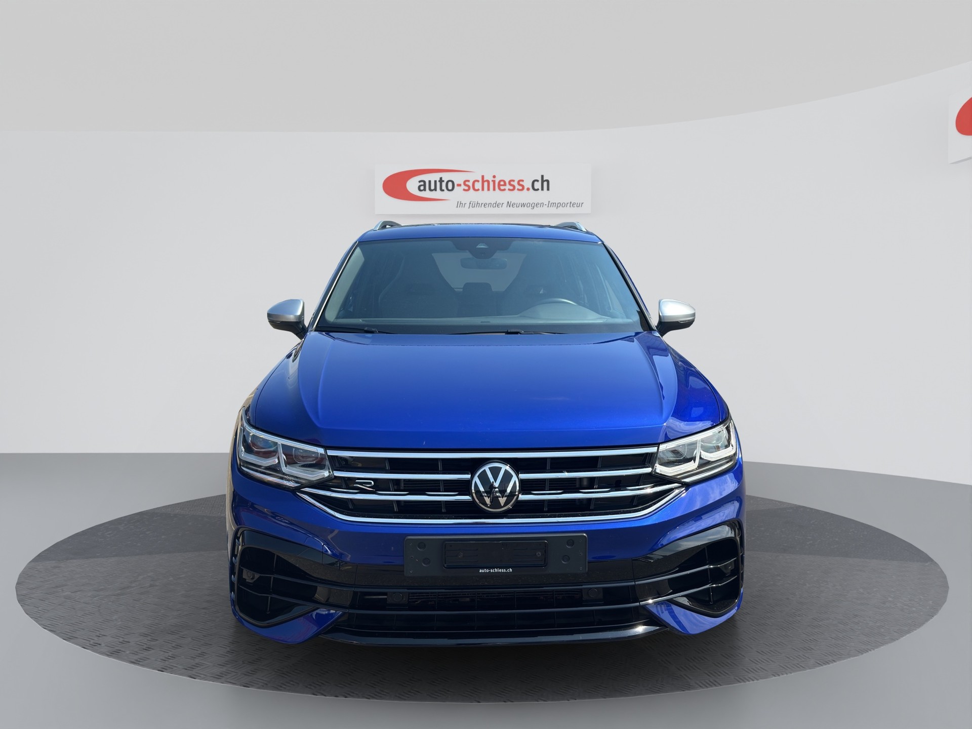 VW Tiguan R 2.0TSI 4Motion DSG-showroom-element-1