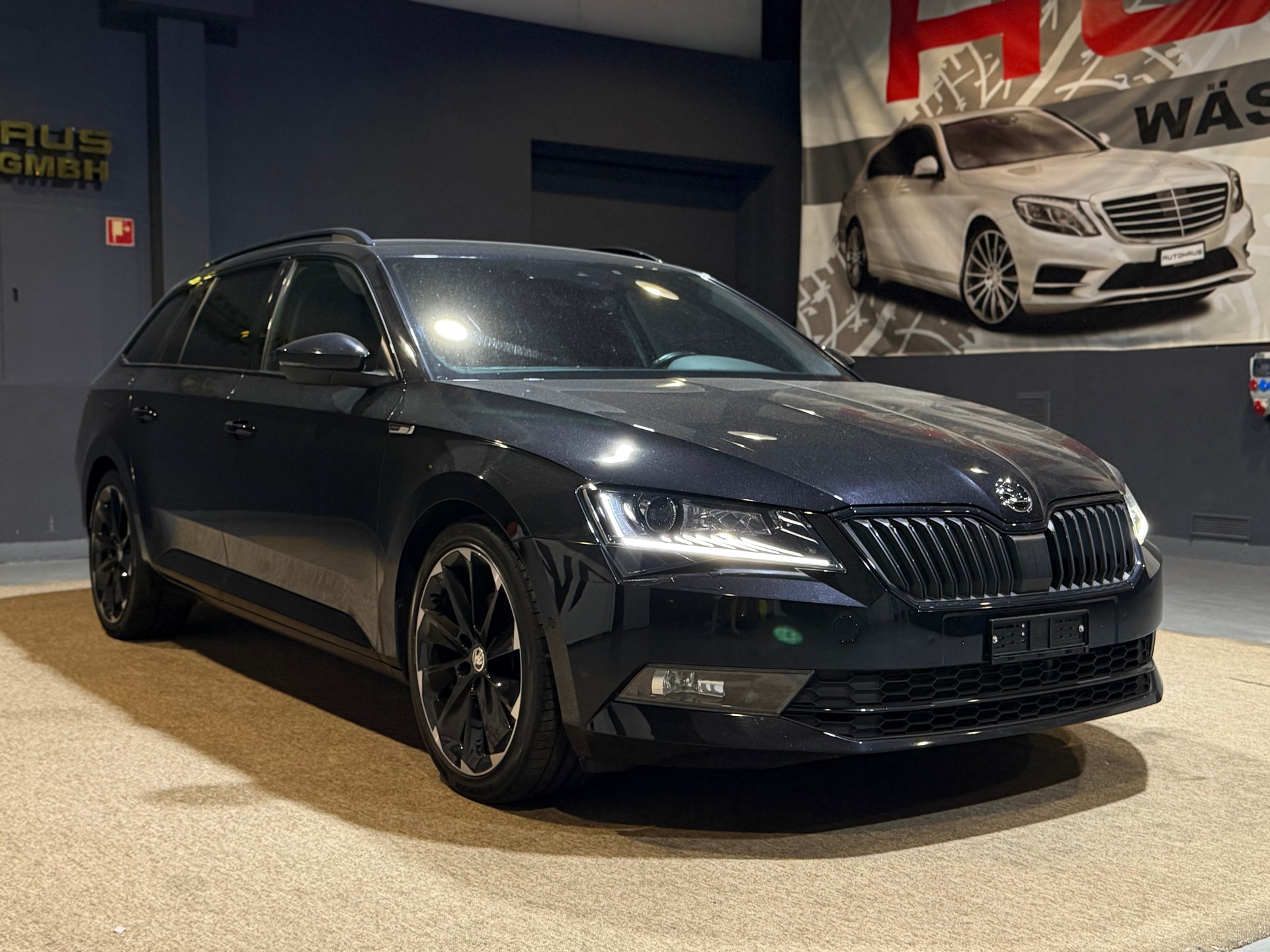 SKODA Superb Combi 2.0 TDi SportLine+ DSG