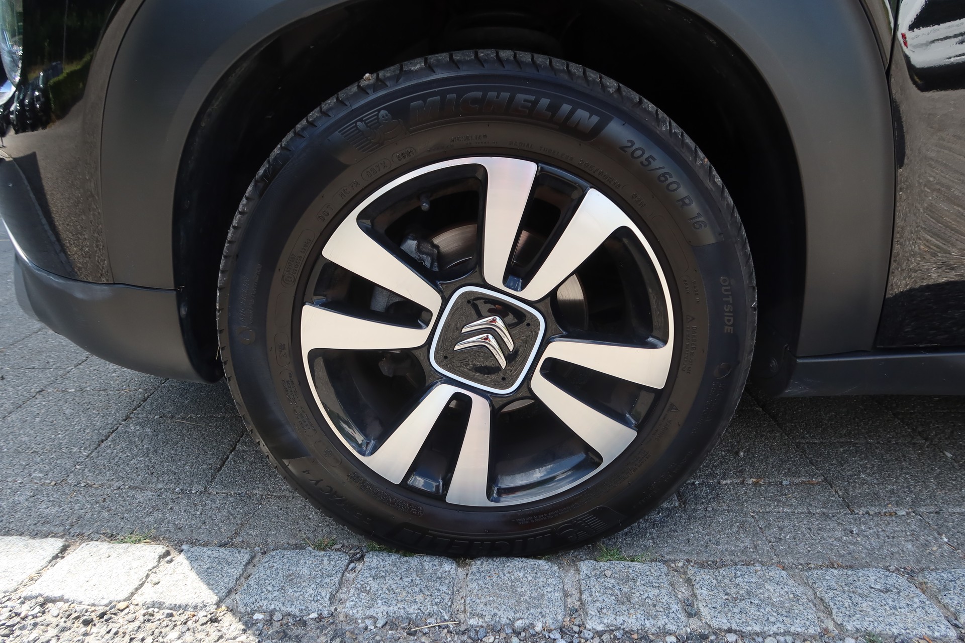 CITROEN C3 Aircross 1.6 HDi Feel-image-4