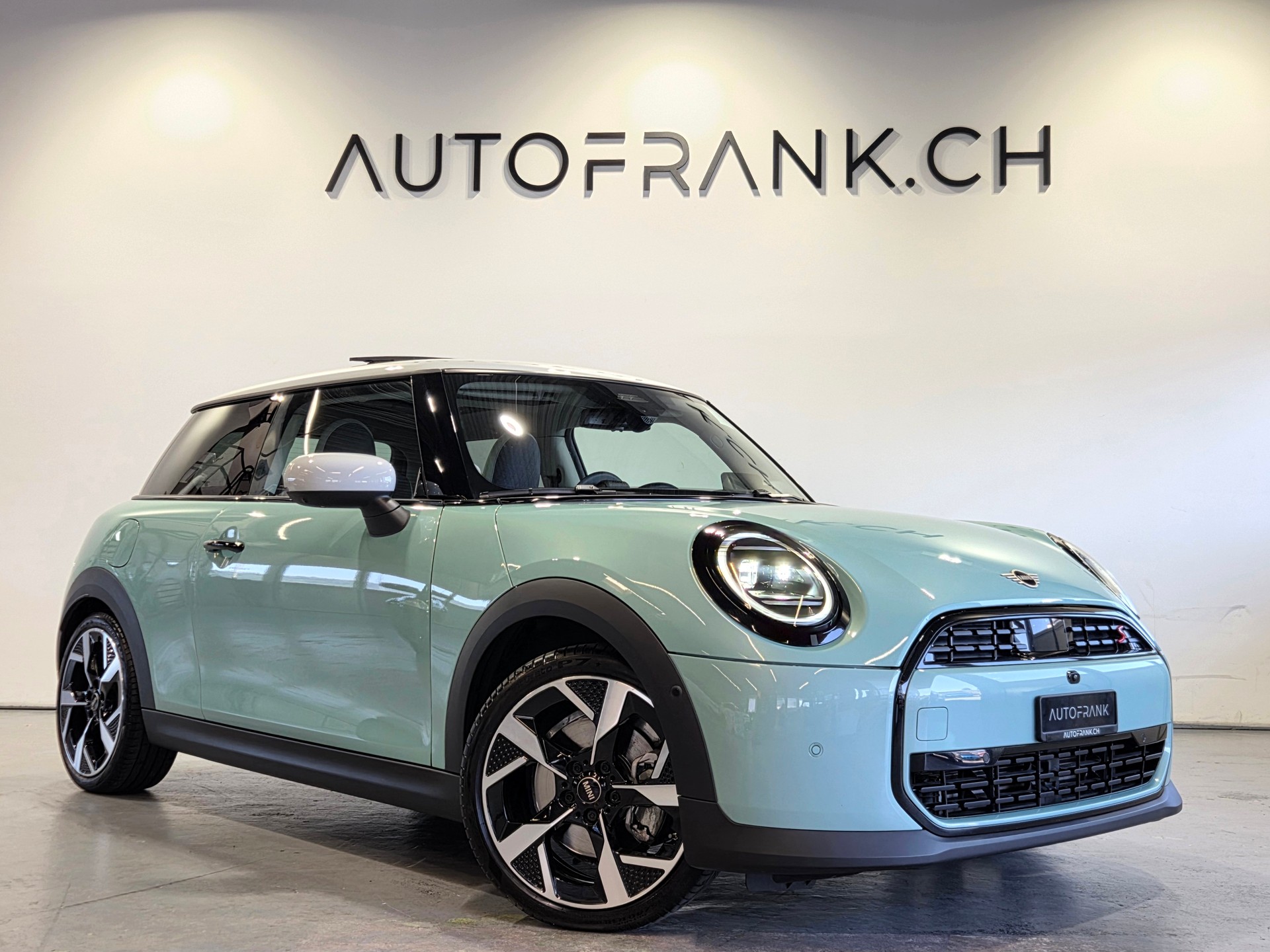 MINI Mini F66 2.0i Cooper S SDKG-image-2