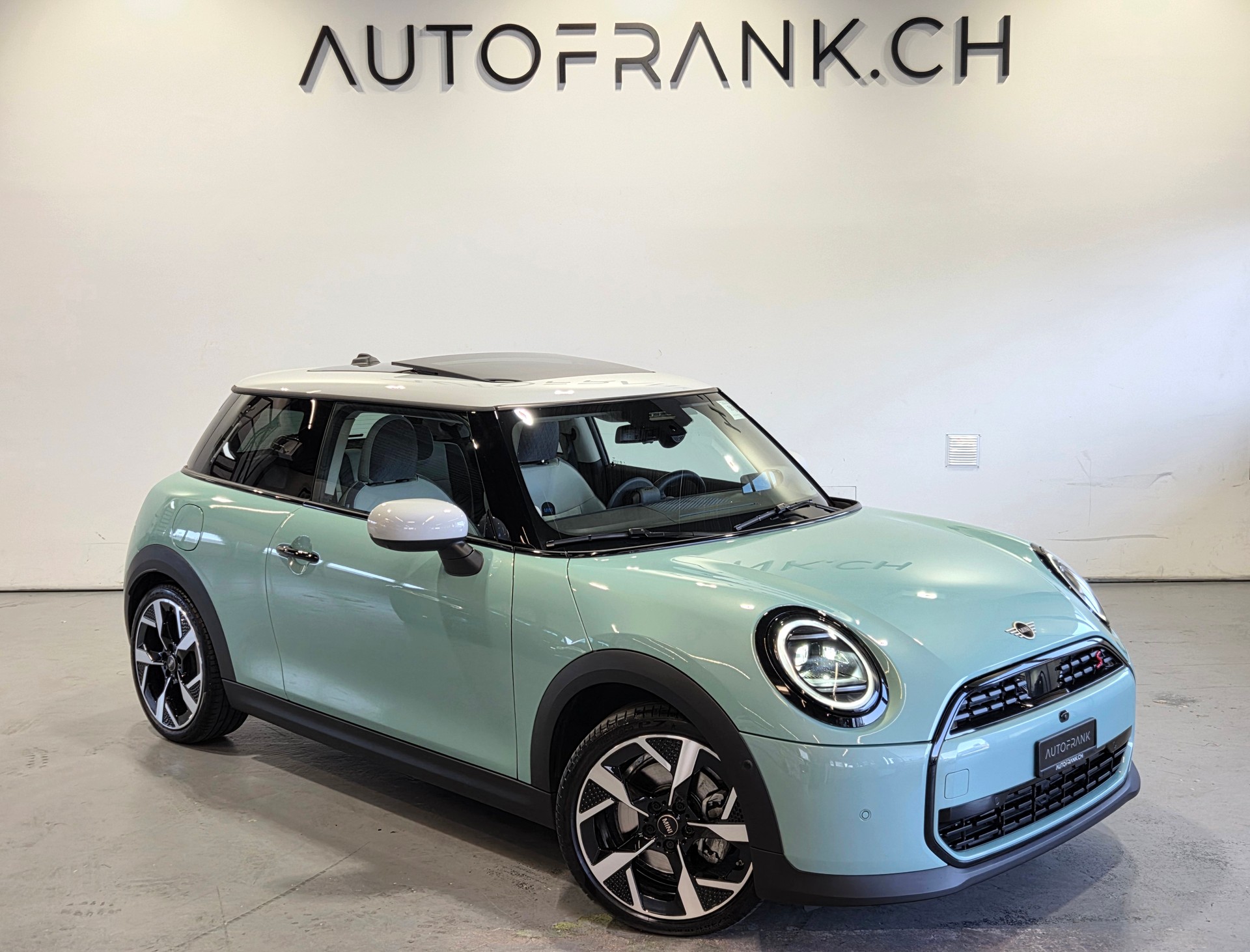 MINI Mini F66 2.0i Cooper S SDKG-image-3