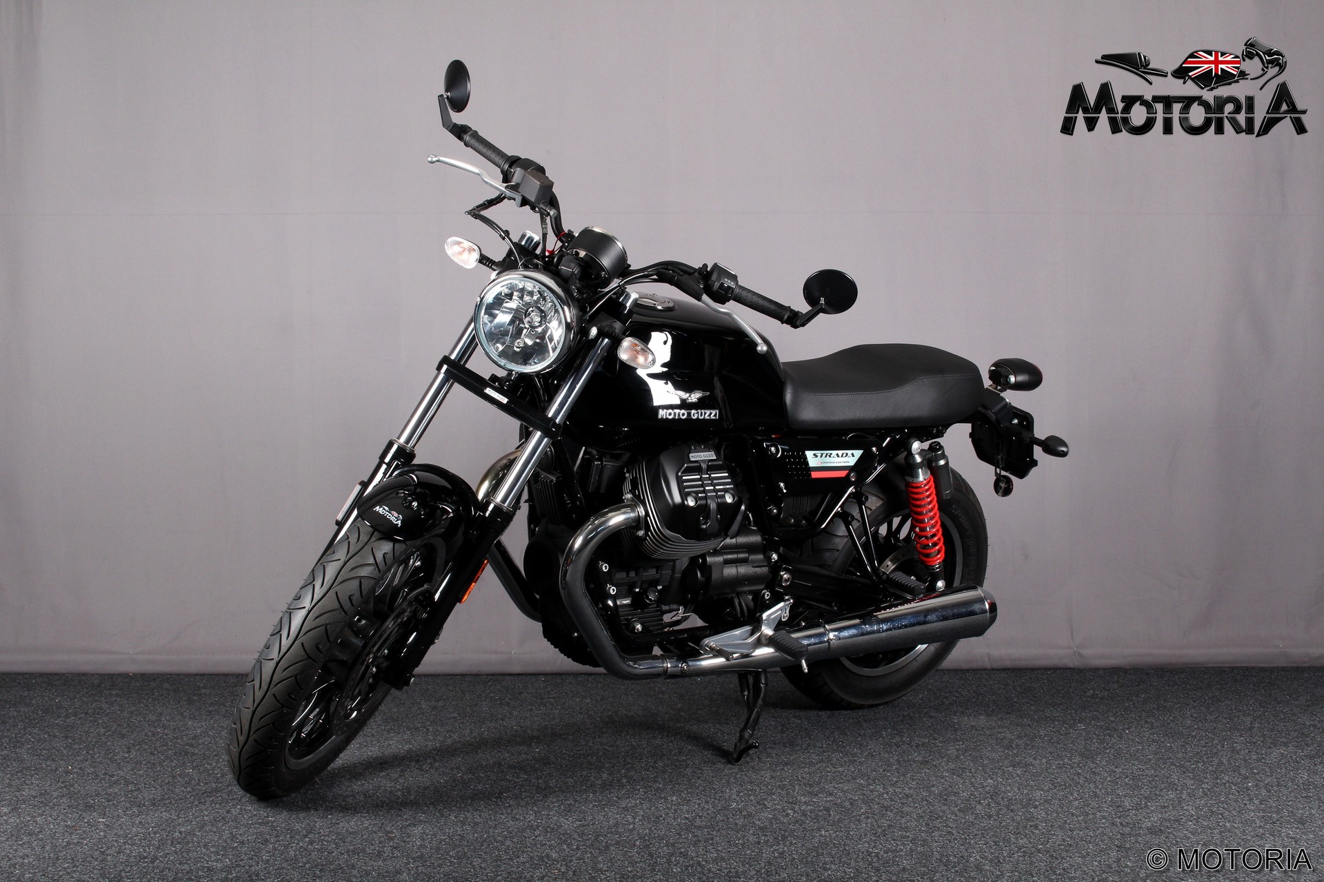 MOTO GUZZI V9 Roamer 850 ABS-image-1