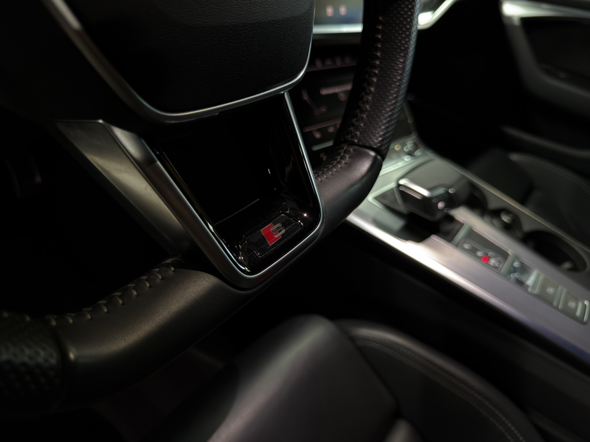 AUDI A6 ALLROAD-image-26