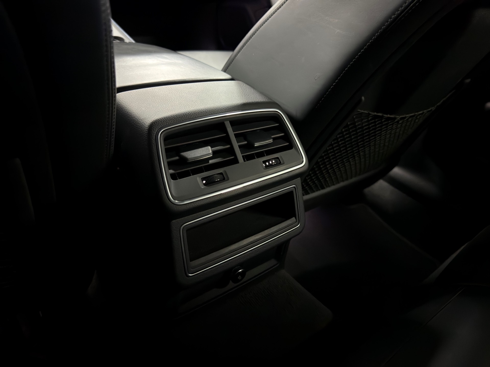 AUDI A6 ALLROAD-image-25