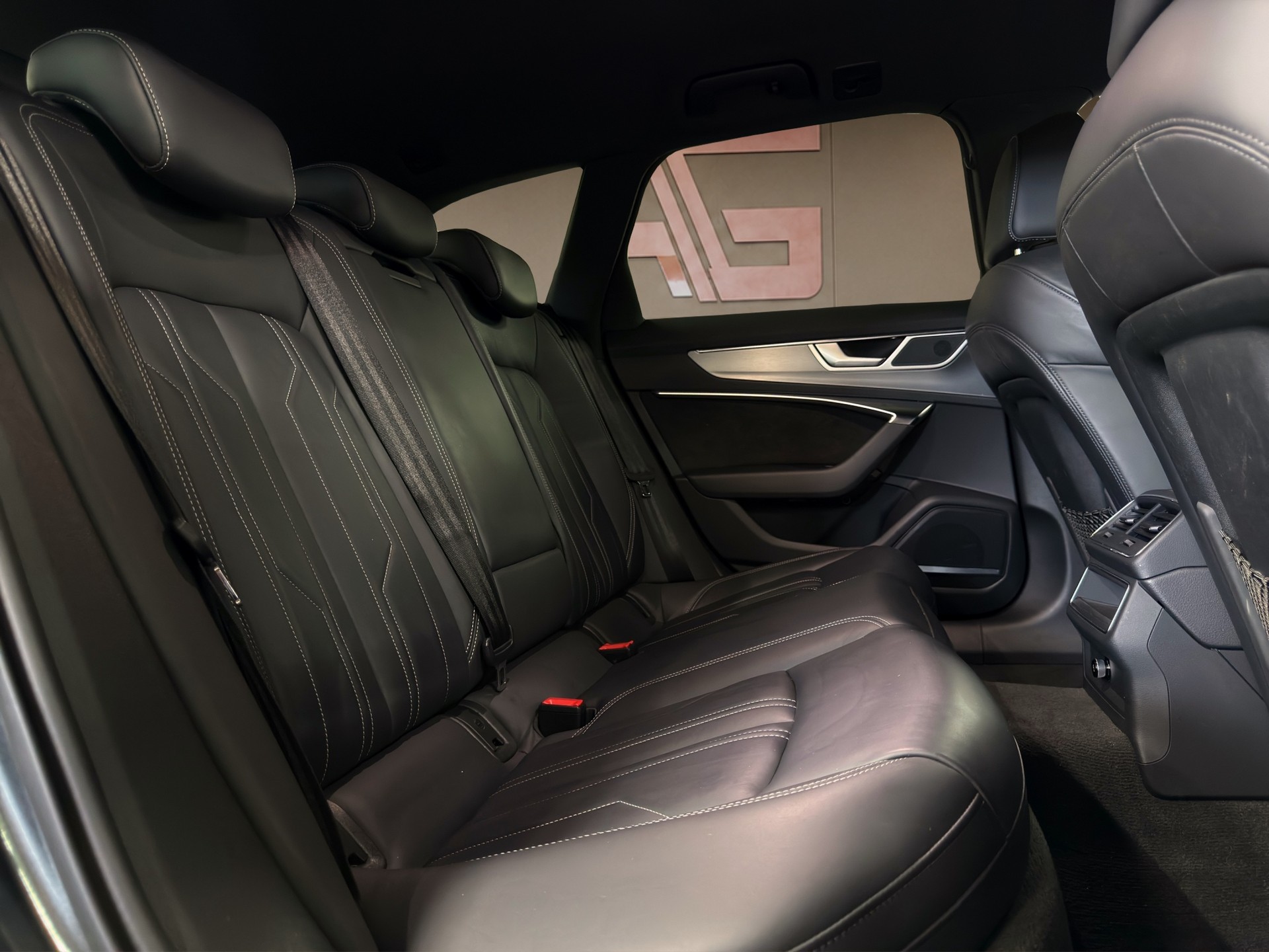 AUDI A6 ALLROAD-image-15