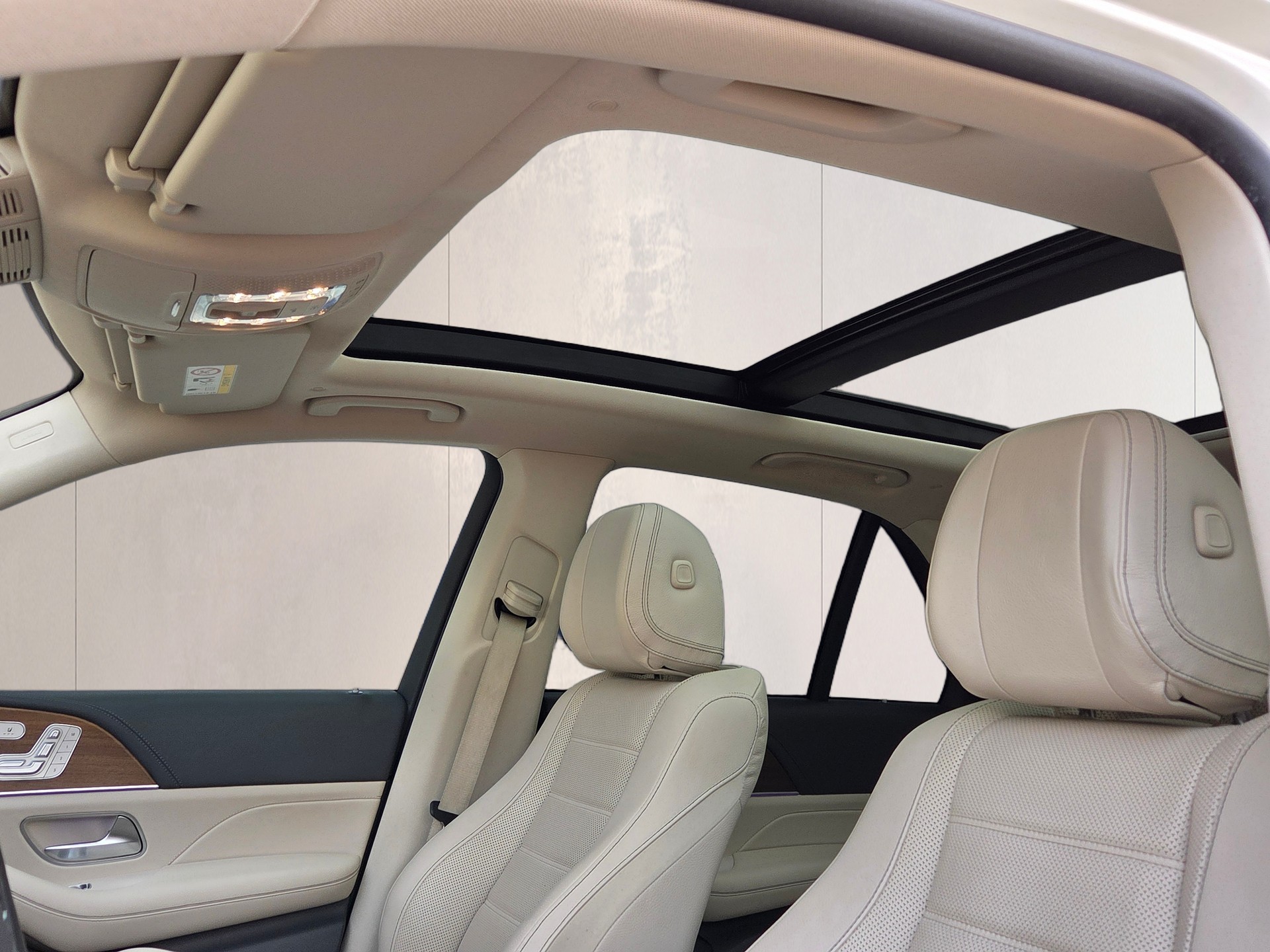 MERCEDES-BENZ GLE 450 4Matic AMG Line 9G-Tronic-image-9