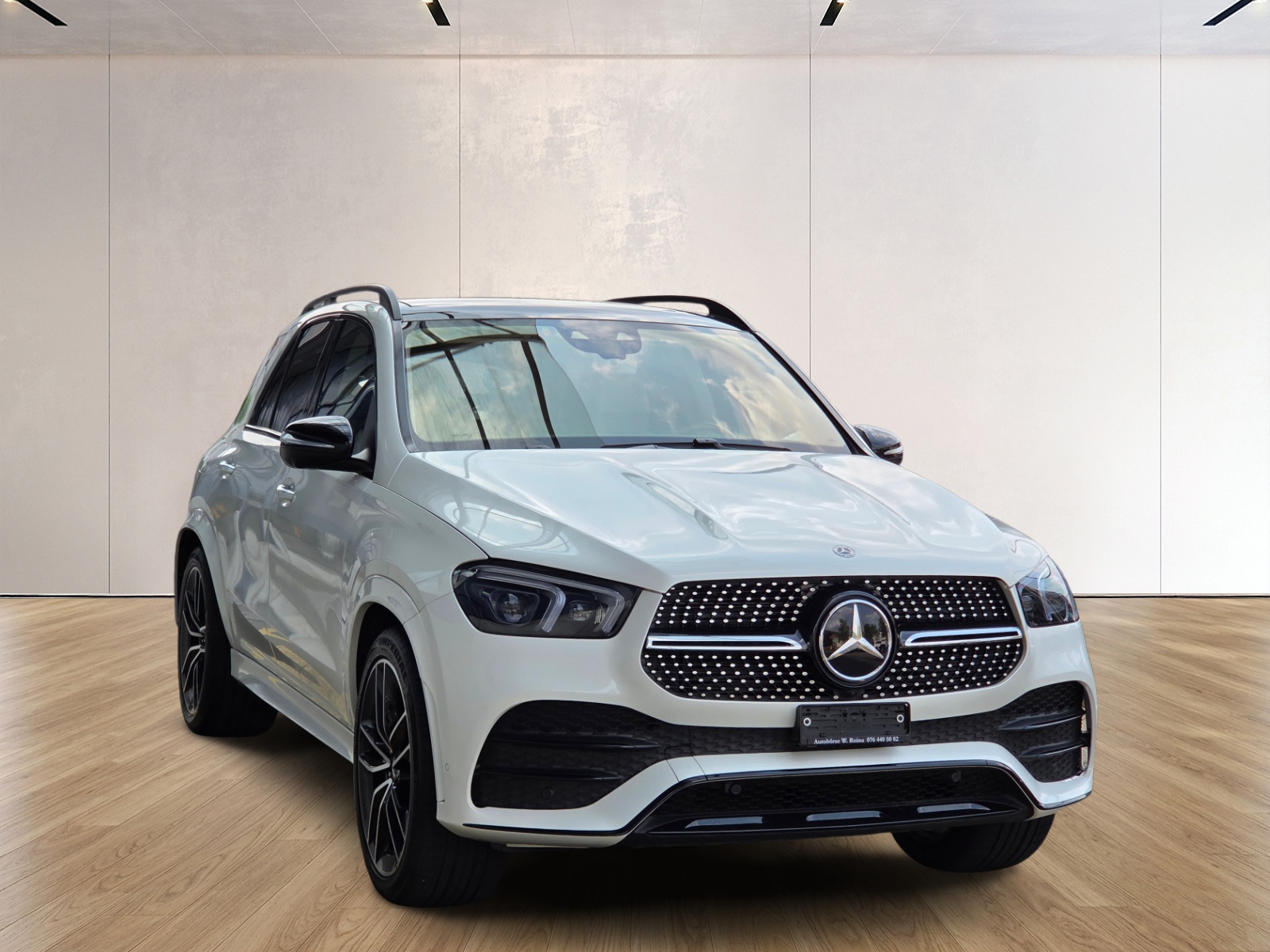 MERCEDES-BENZ GLE 450 4Matic AMG Line 9G-Tronic-showroom-element-2