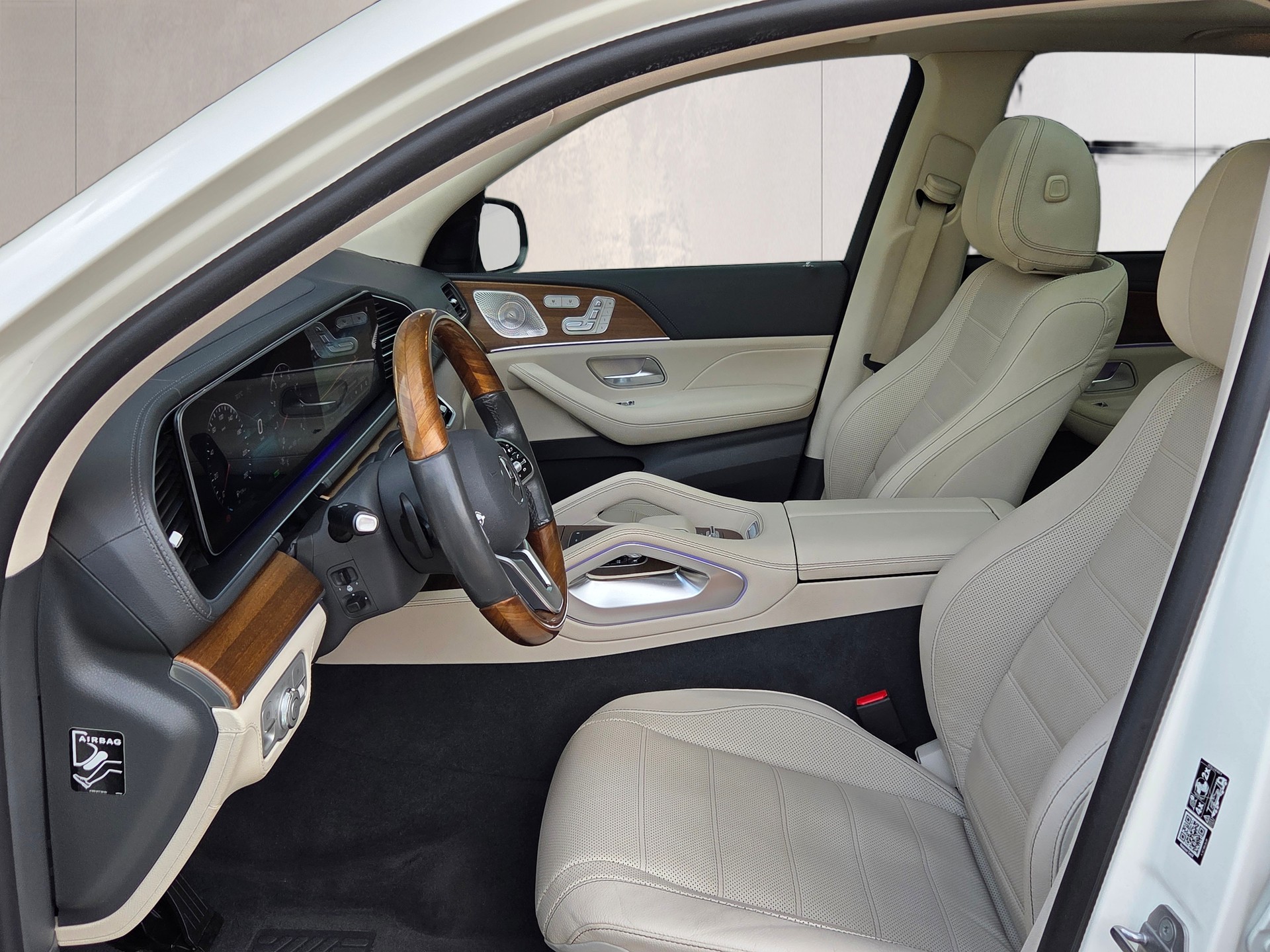 MERCEDES-BENZ GLE 450 4Matic AMG Line 9G-Tronic-image-5
