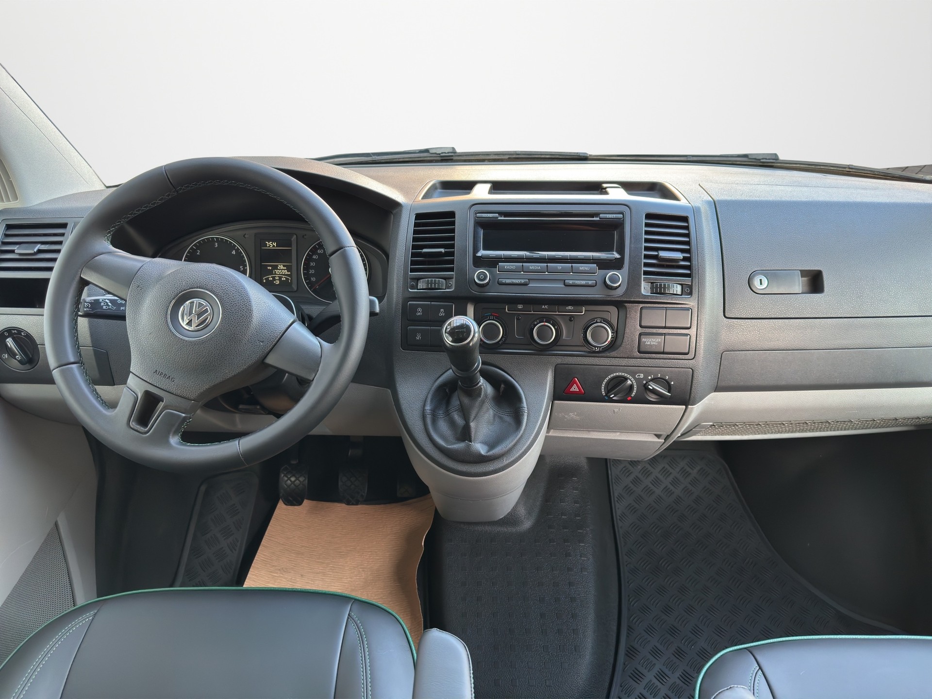 VW T5 2.0 TDI BMT 4Motion-image-11