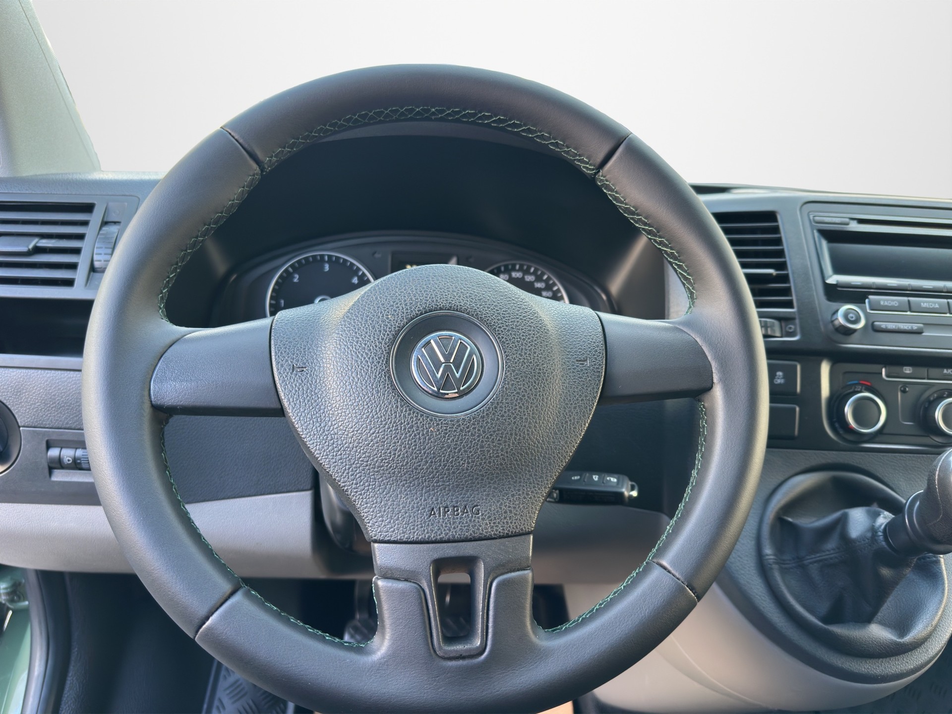 VW T5 2.0 TDI BMT 4Motion-image-9