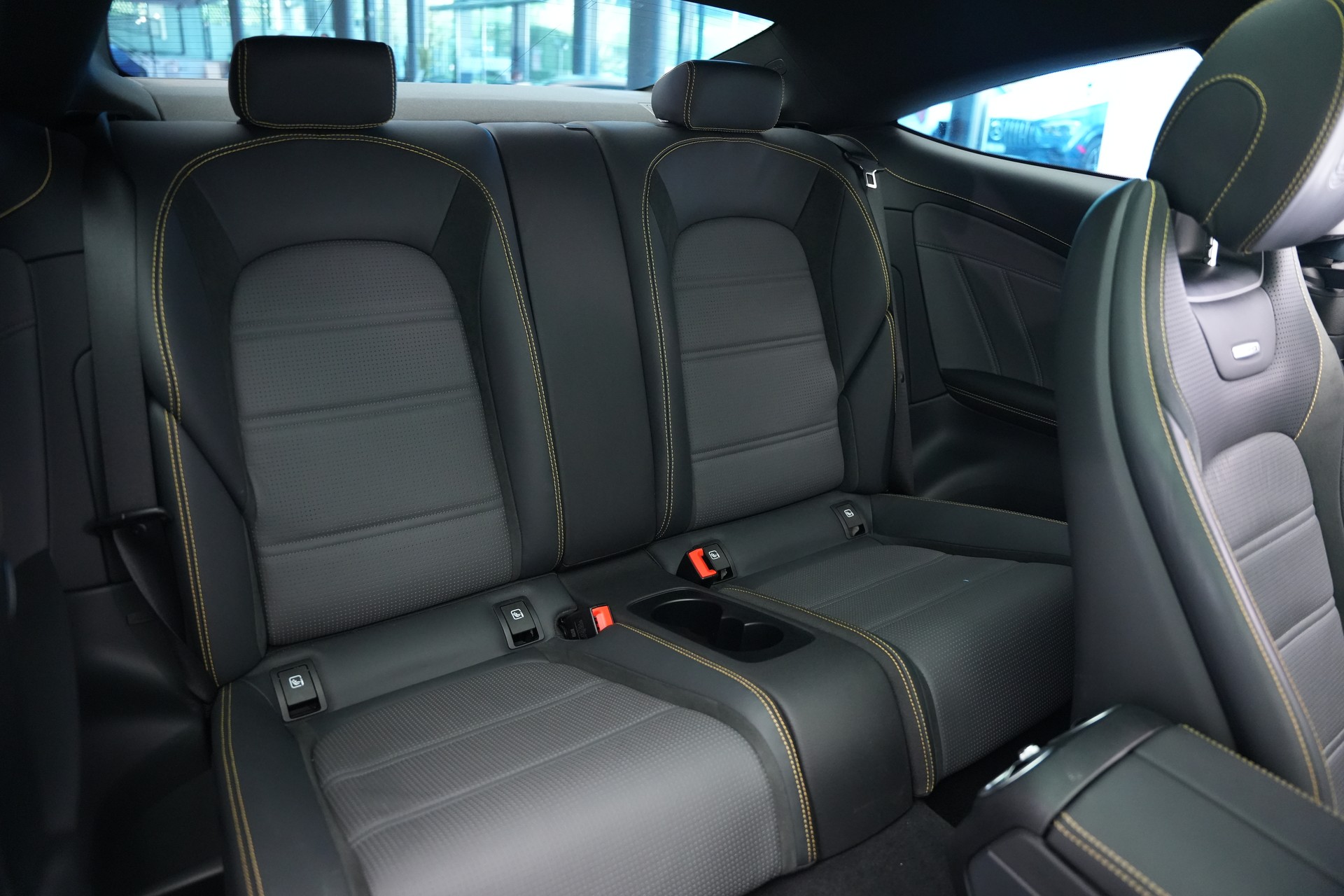 MERCEDES-BENZ C 63 S AMG Premium 9G-tronic *CH-Fahrzeug* *Designo Mattlackierung* *Carbon* *Burmester*-image-14