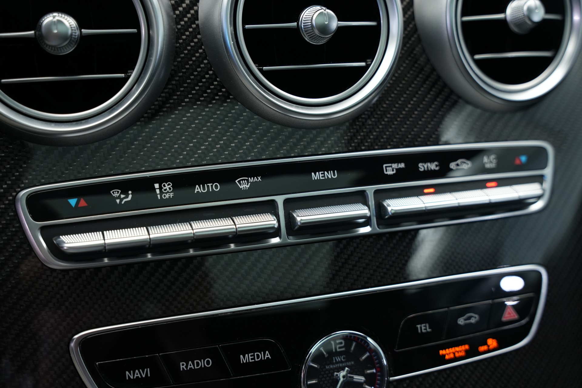 MERCEDES-BENZ C 63 S AMG Premium 9G-tronic *CH-Fahrzeug* *Designo Mattlackierung* *Carbon* *Burmester*-image-31