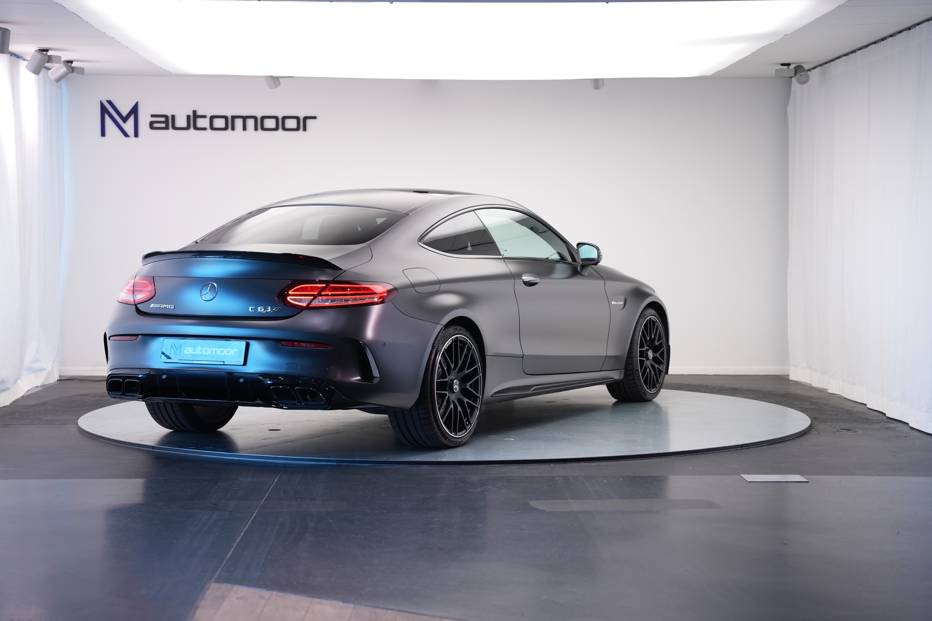 MERCEDES-BENZ C 63 S AMG Premium 9G-tronic *CH-Fahrzeug* *Designo Mattlackierung* *Carbon* *Burmester*-image-4