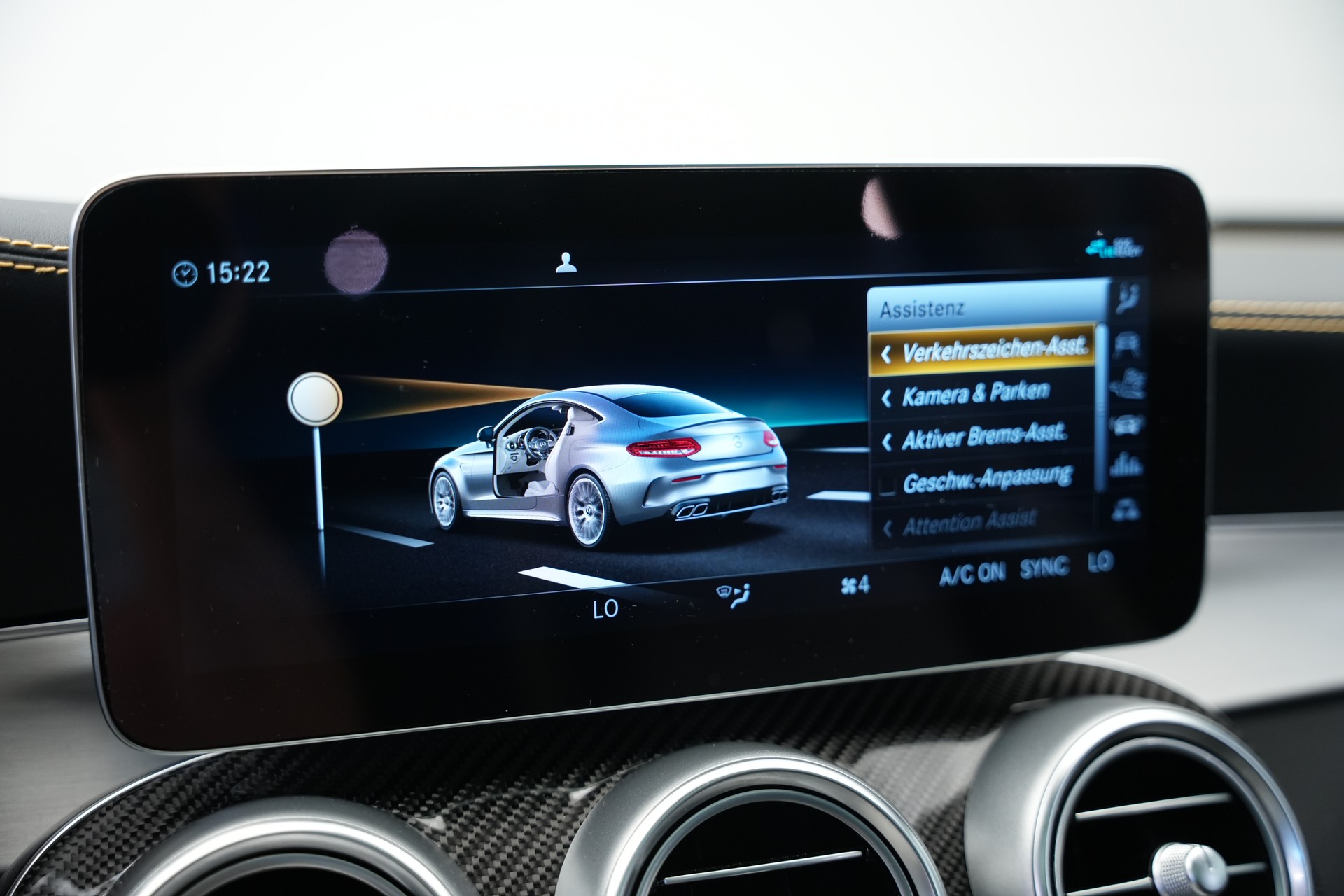 MERCEDES-BENZ C 63 S AMG Premium 9G-tronic *CH-Fahrzeug* *Designo Mattlackierung* *Carbon* *Burmester*-image-36