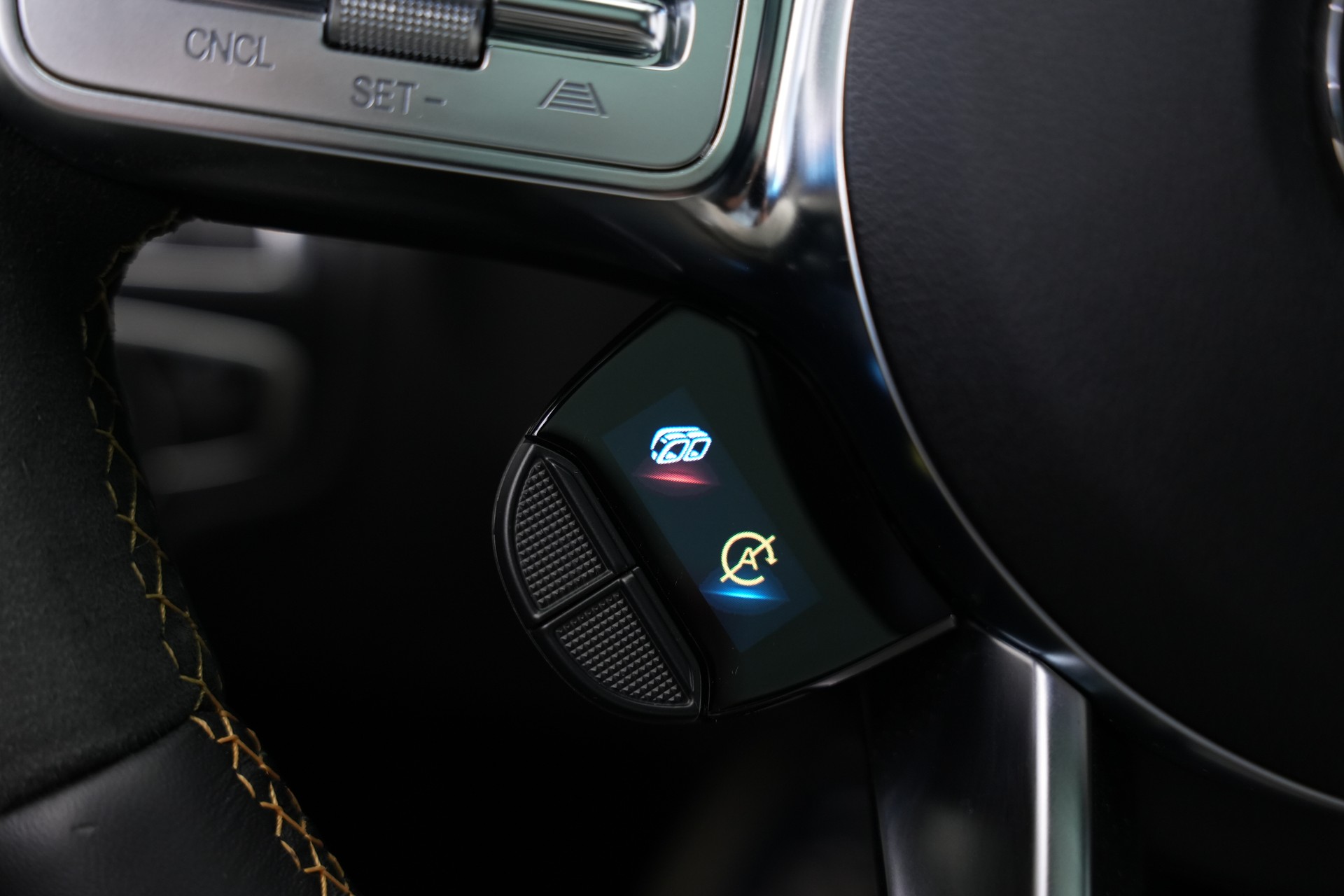 MERCEDES-BENZ C 63 S AMG Premium 9G-tronic *CH-Fahrzeug* *Designo Mattlackierung* *Carbon* *Burmester*-image-34