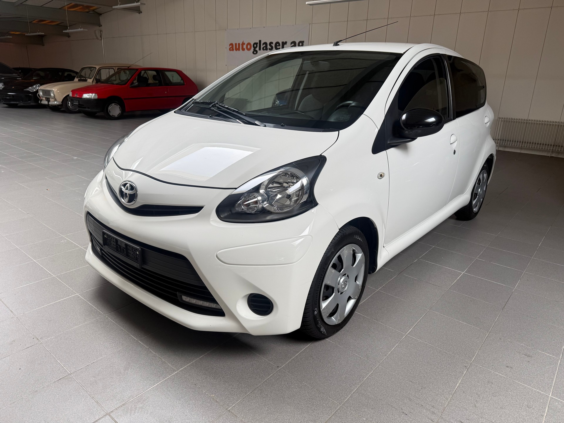 TOYOTA Aygo 1.0 VVT-i Luna-showroom-element-1