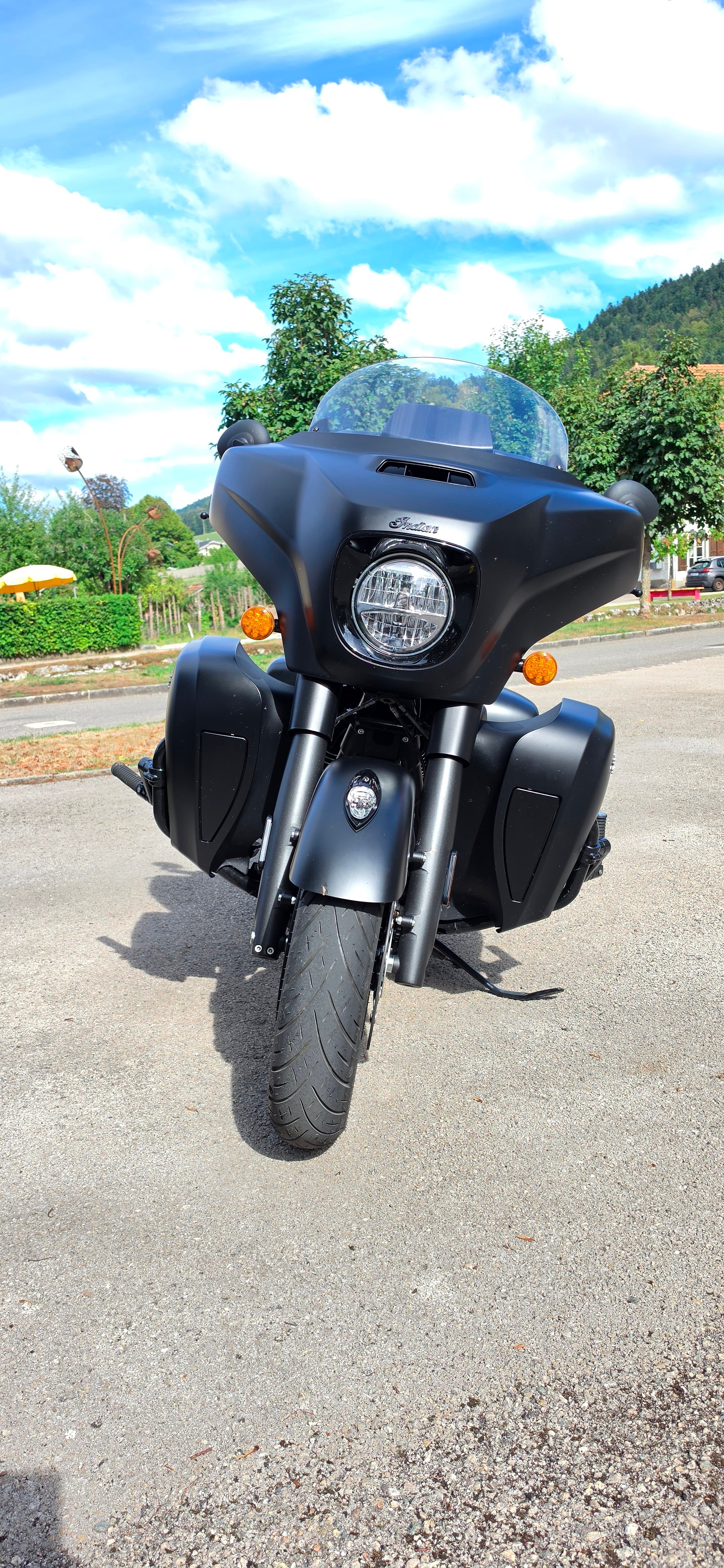 INDIAN Roadmaster Dark Horse-image-1