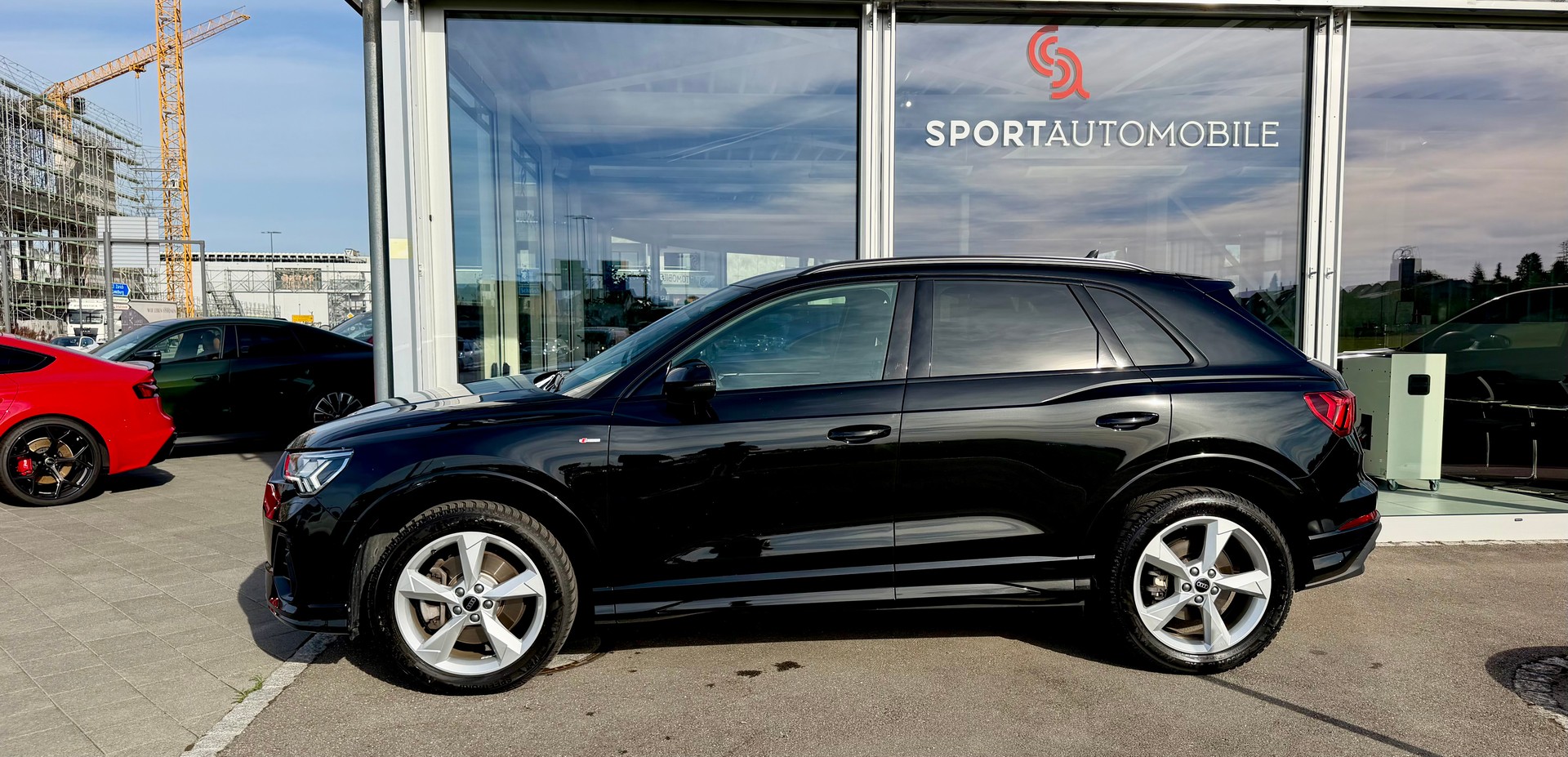 AUDI Q3 Sportback 40 TDI S line quattro S-tronic-image-8