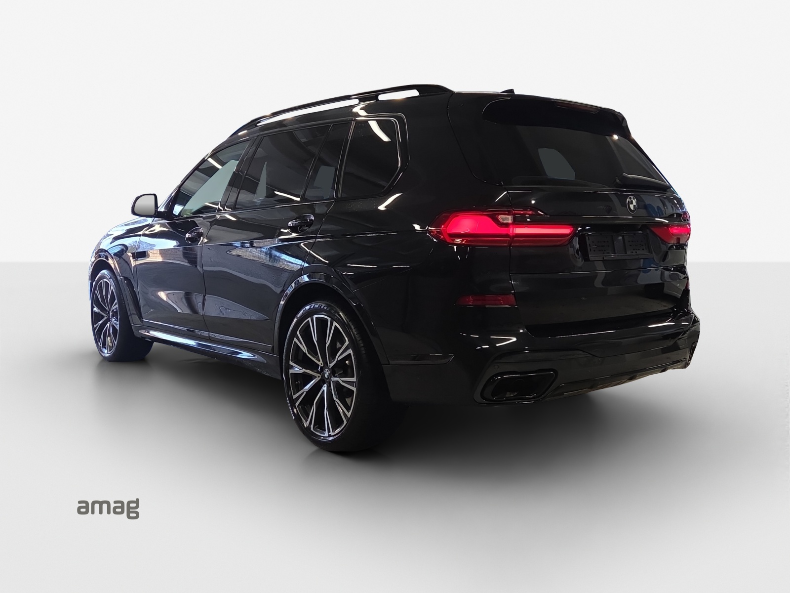 BMW X7 xDrive M50i Steptronic-showroom-element-2