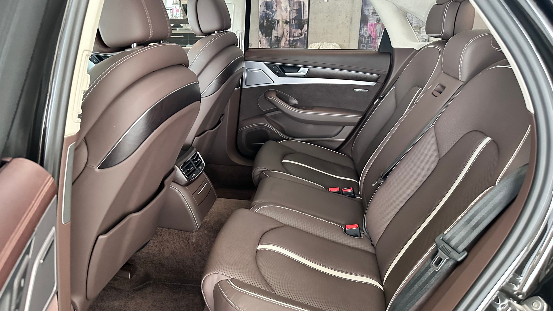 AUDI A8 3.0 V6 TDI quattro T-Tronic-image-20