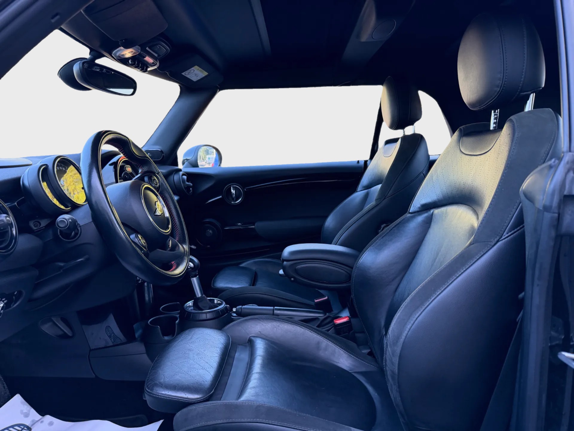 MINI Cooper S Cabriolet Steptronic-image-11