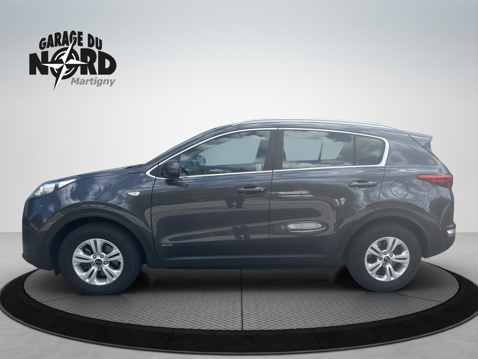 KIA Sportage 2.0CRDi LX 4WD-showroom-element-2