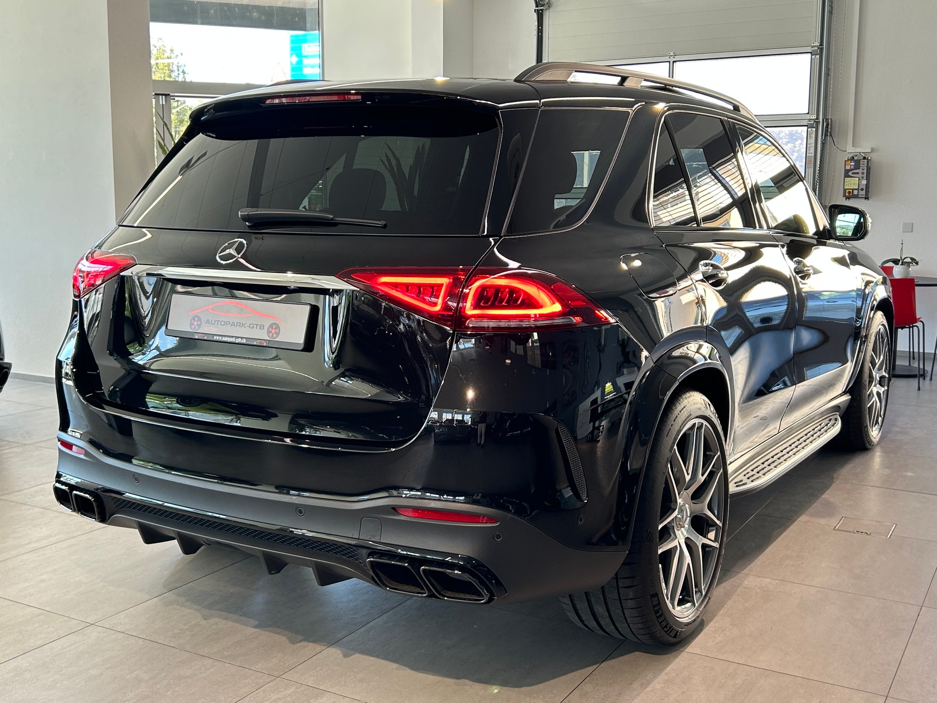 MERCEDES-BENZ GLE 63 S AMG 4Matic+ 9G-Speedshift-image-5