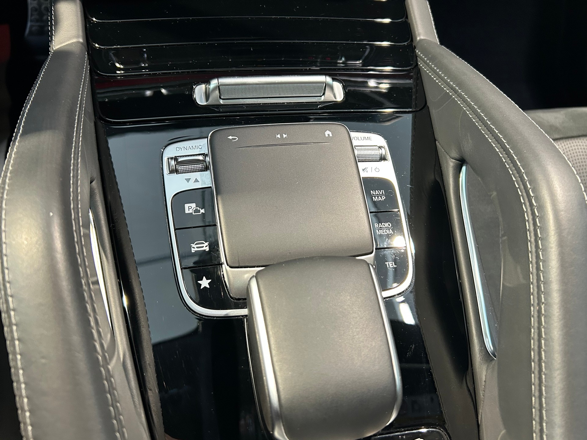 MERCEDES-BENZ GLE 63 S AMG 4Matic+ 9G-Speedshift-image-23
