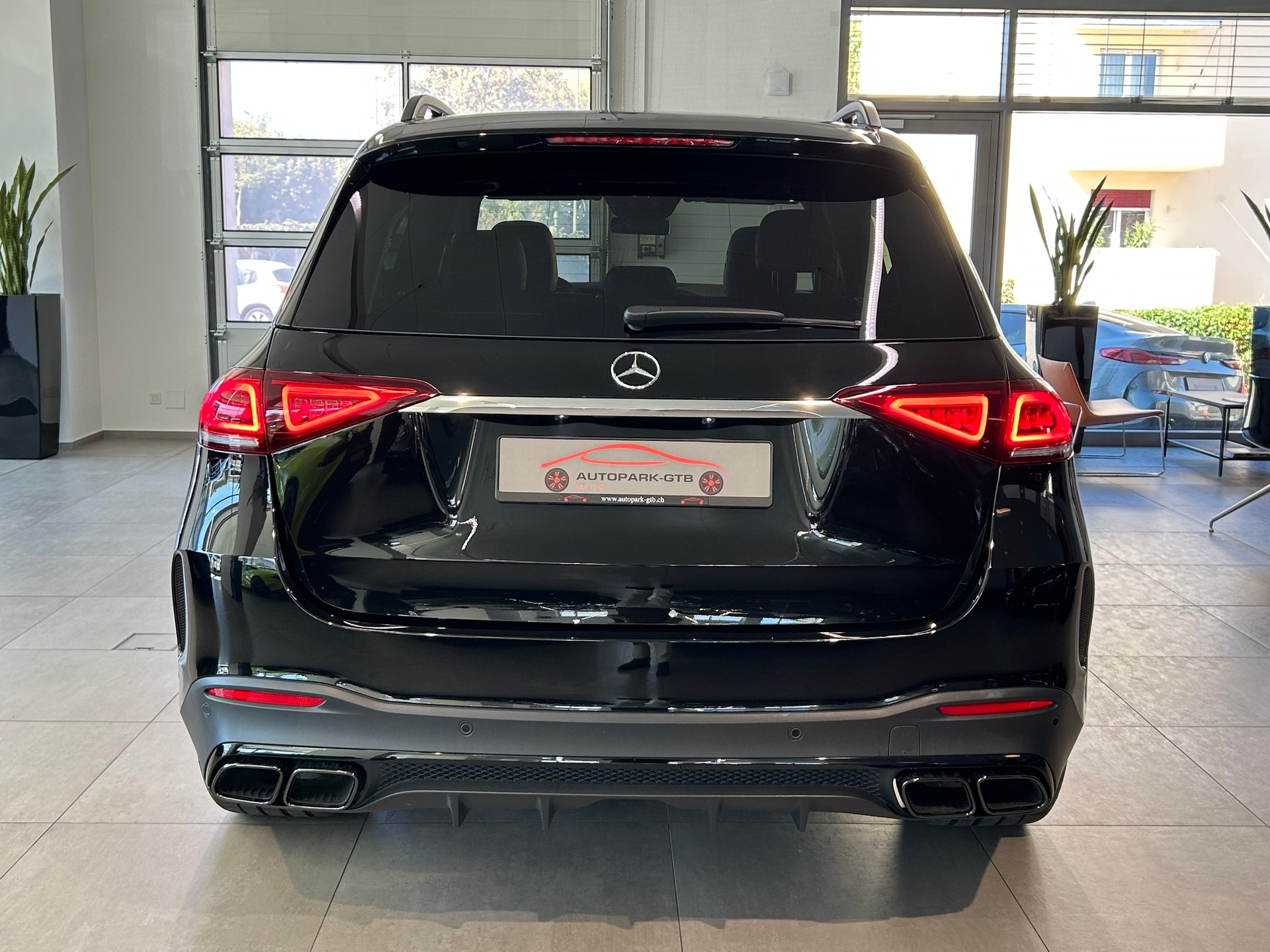 MERCEDES-BENZ GLE 63 S AMG 4Matic+ 9G-Speedshift-image-7