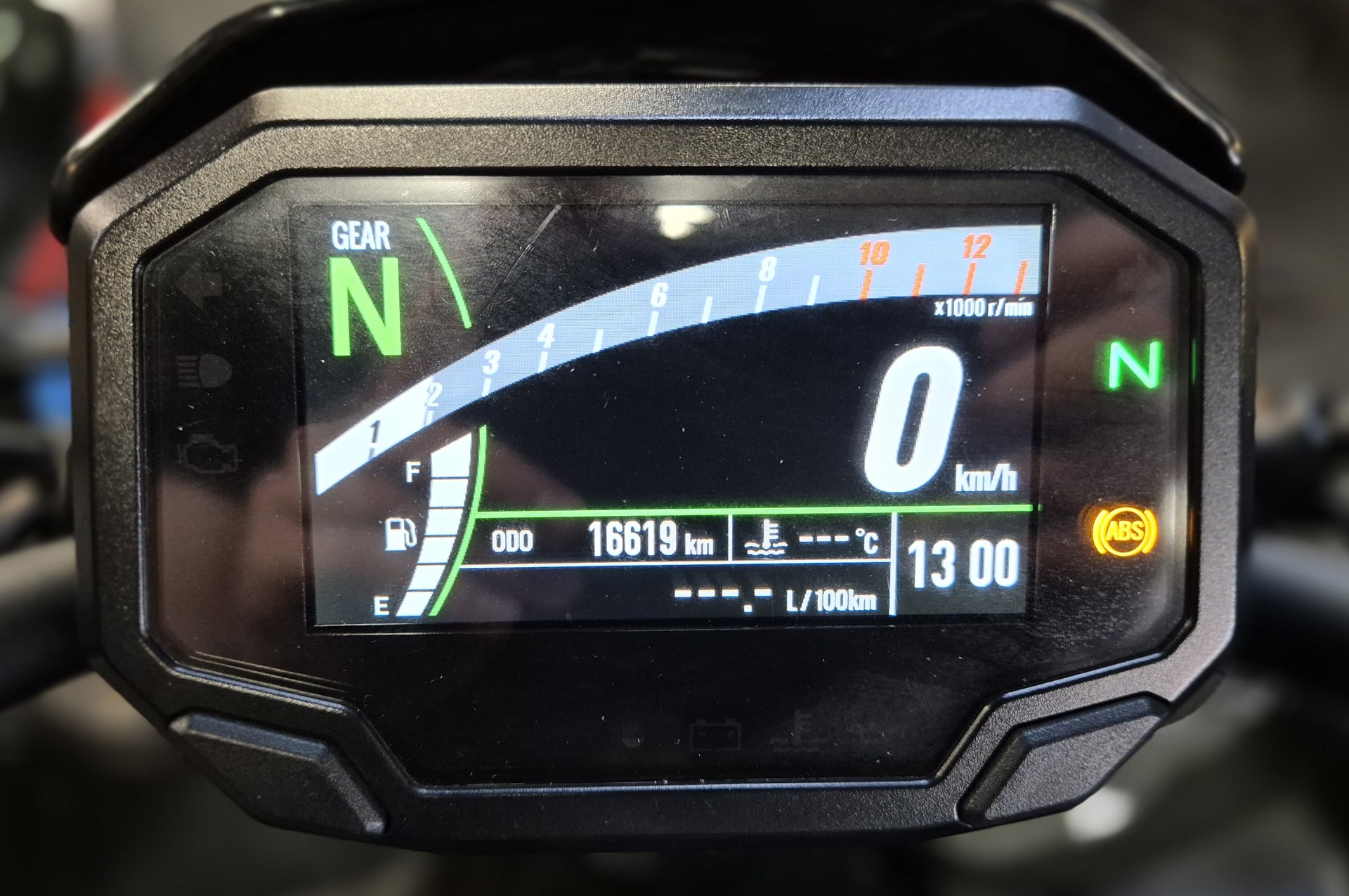KAWASAKI Z 650 (35kW)-image-15
