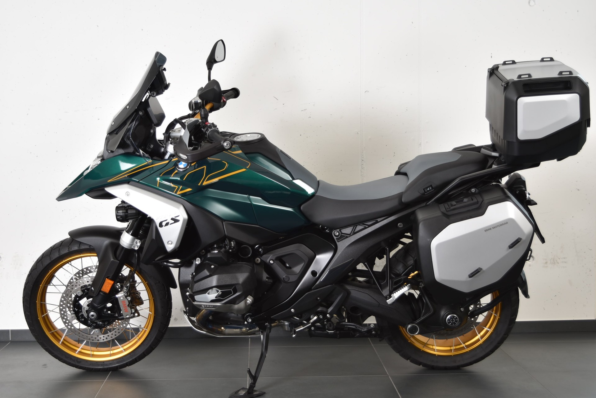 BMW R 1300 GS-image-0