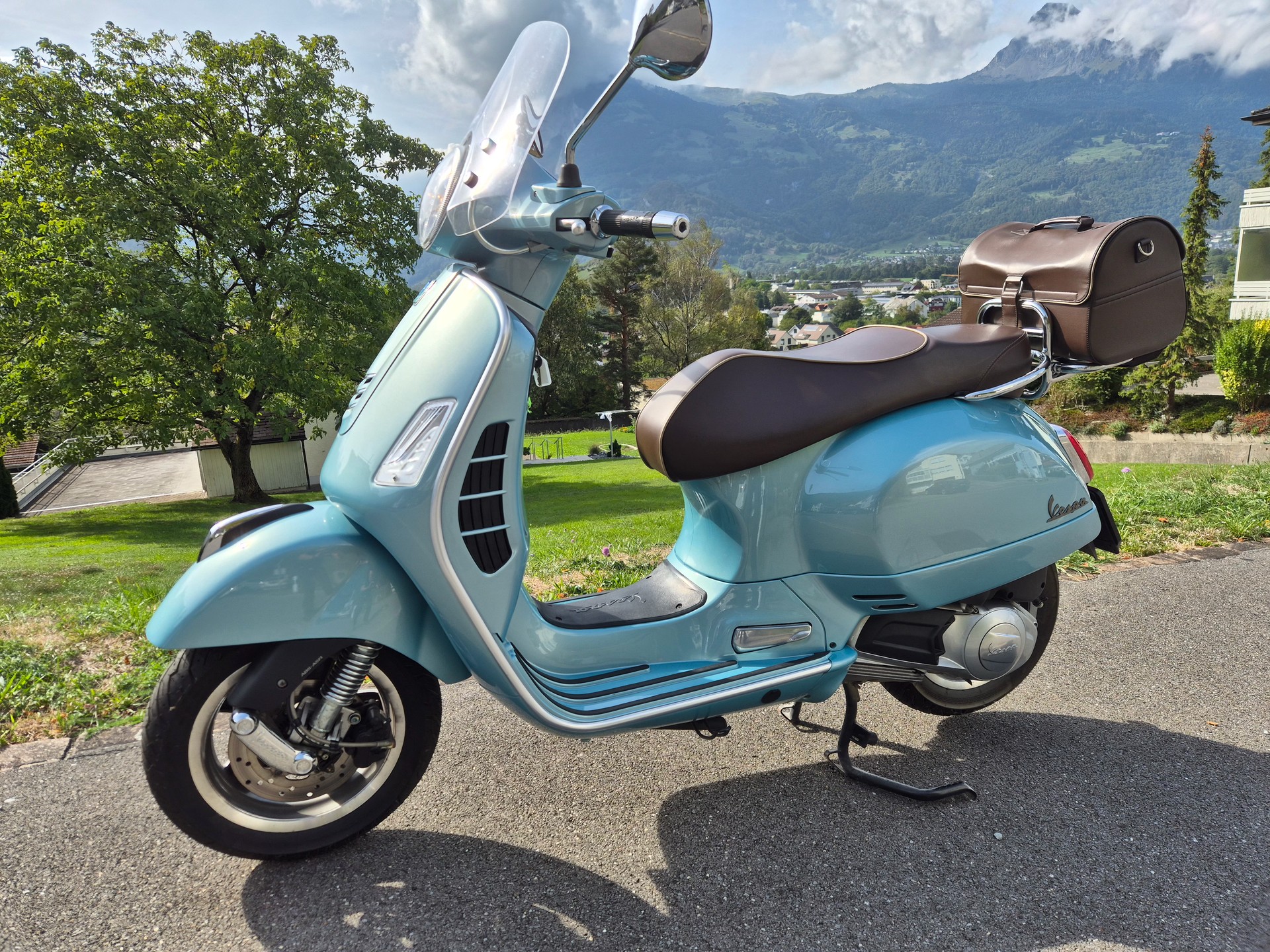 PIAGGIO Vespa GTS 125 i.e. 70° Anniversary ABS-image-0