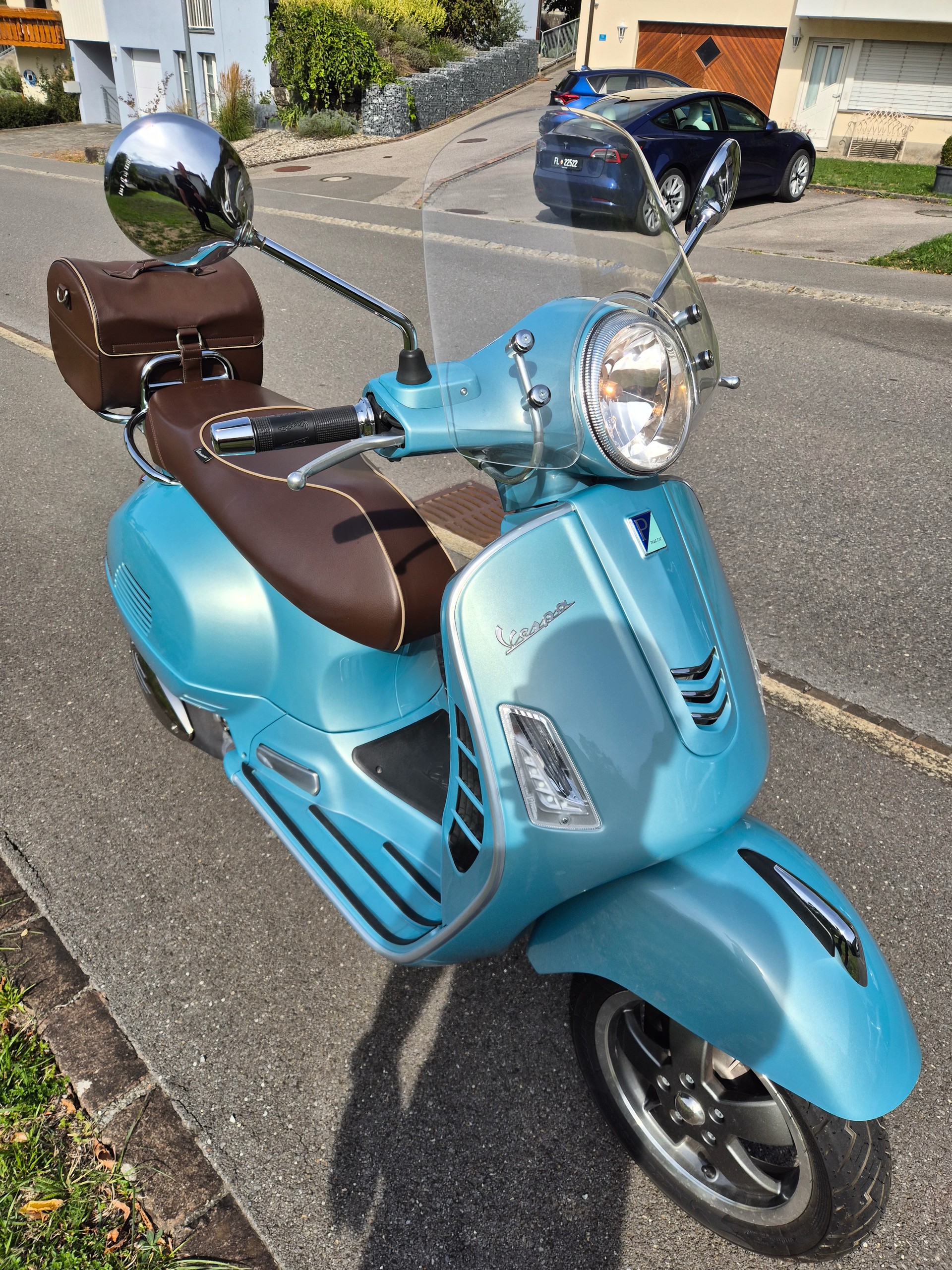 PIAGGIO Vespa GTS 125 i.e. 70° Anniversary ABS-image-6