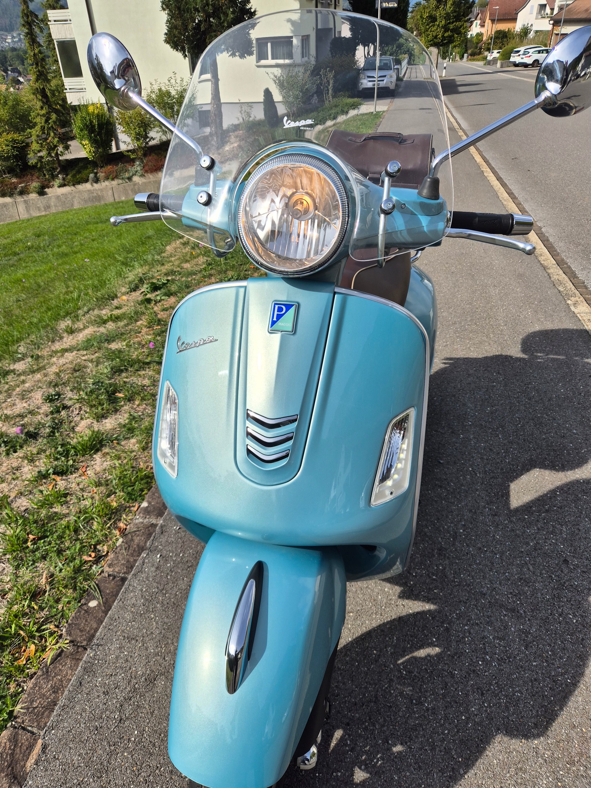 PIAGGIO Vespa GTS 125 i.e. 70° Anniversary ABS-image-9