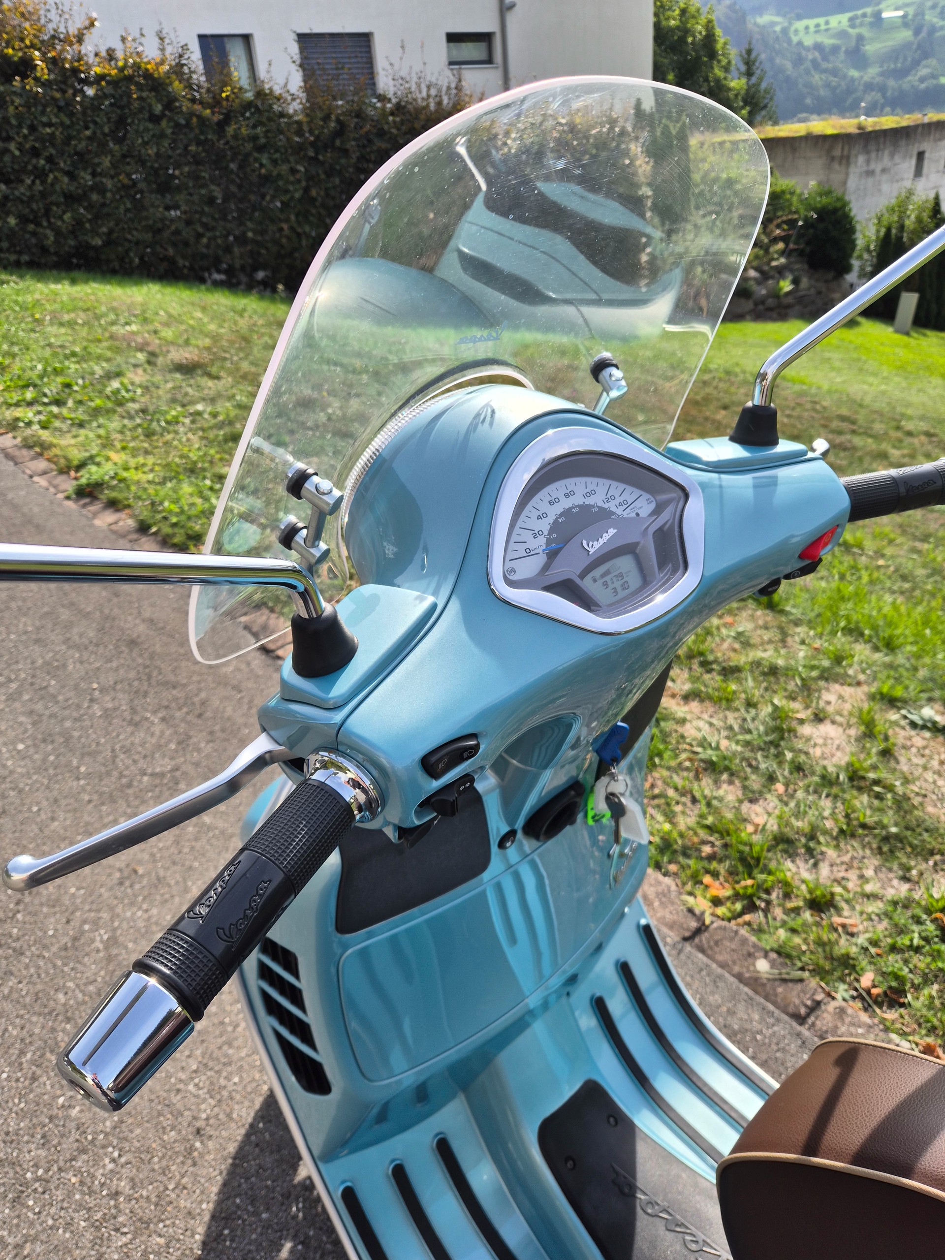 PIAGGIO Vespa GTS 125 i.e. 70° Anniversary ABS-image-8