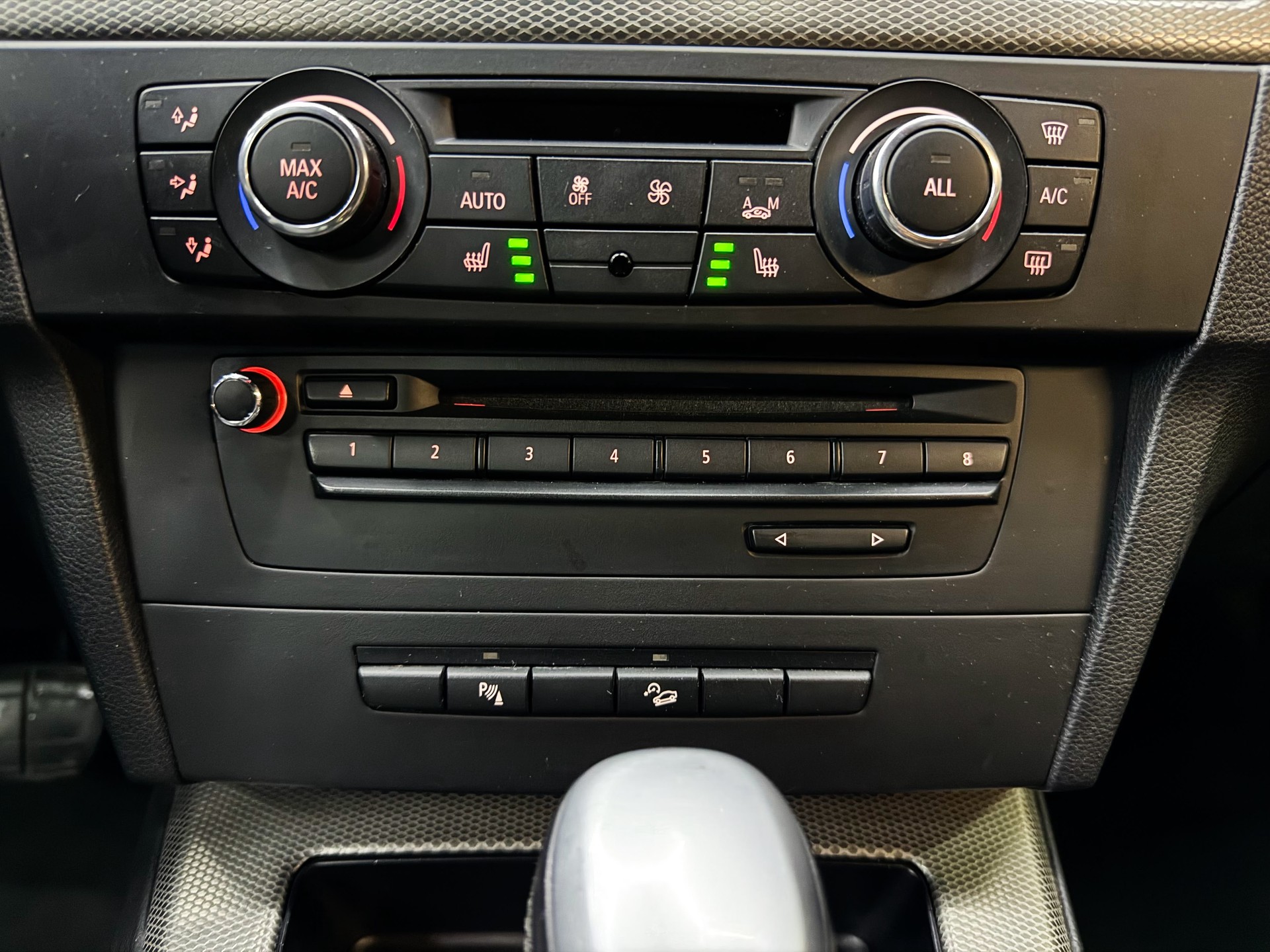 BMW 335i xDrive Coupé Steptronic-image-14