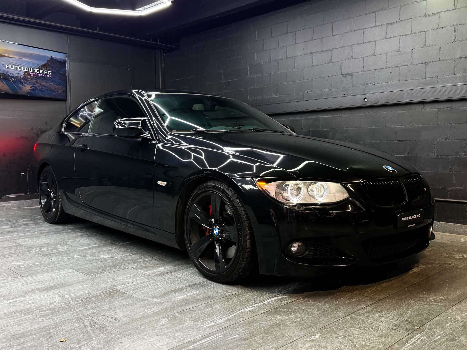BMW 335i xDrive Coupé Steptronic-showroom-element-2