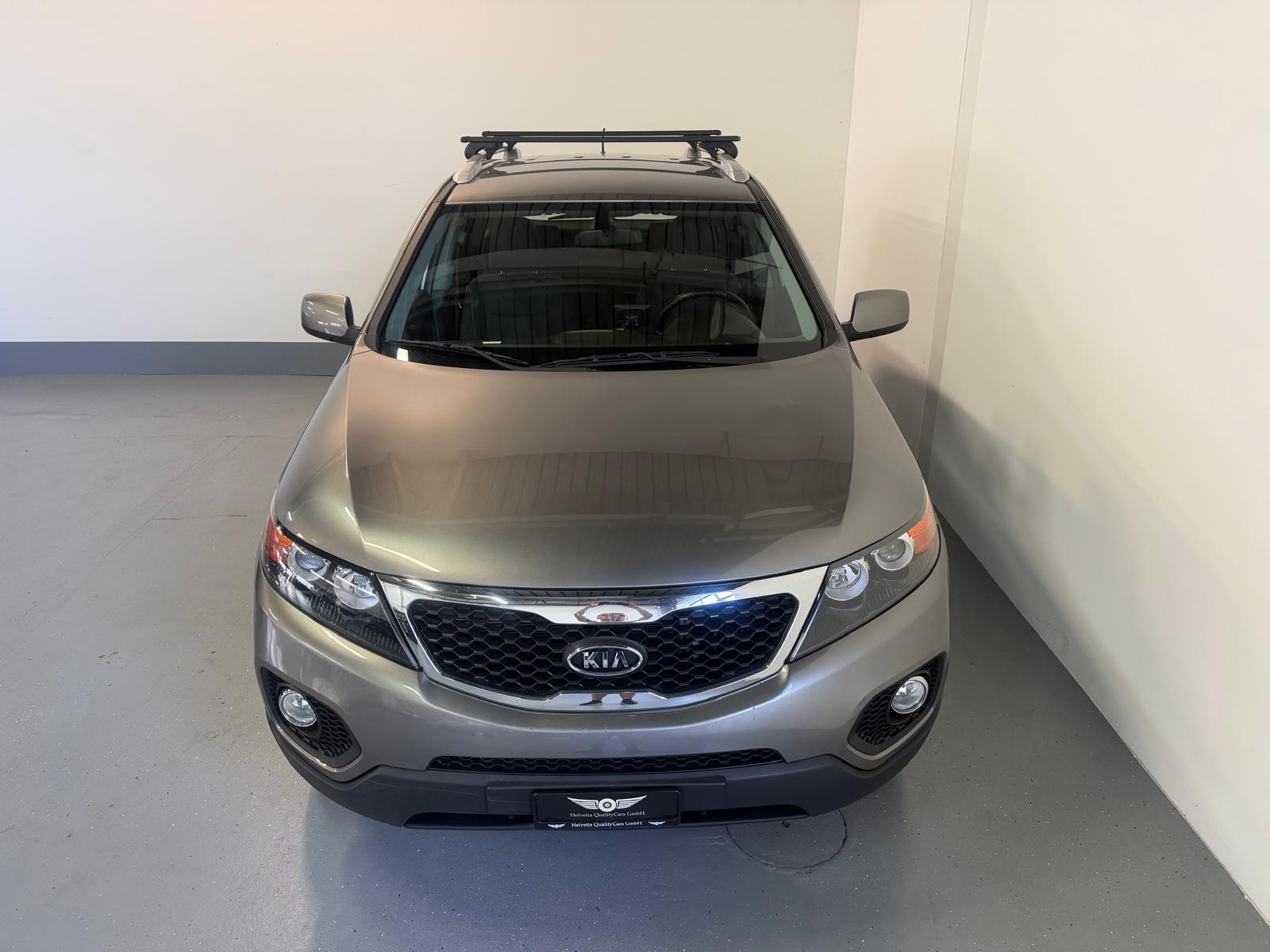 KIA Sorento 2.2 CRDI Trend Automatic-showroom-element-3
