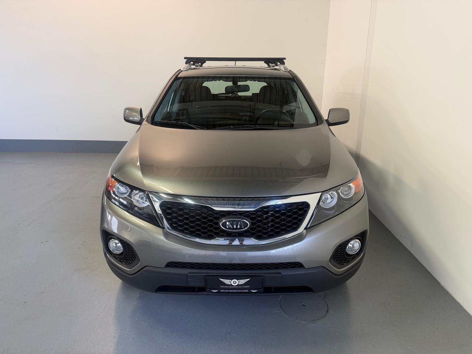 KIA Sorento 2.2 CRDI Trend Automatic-image-4