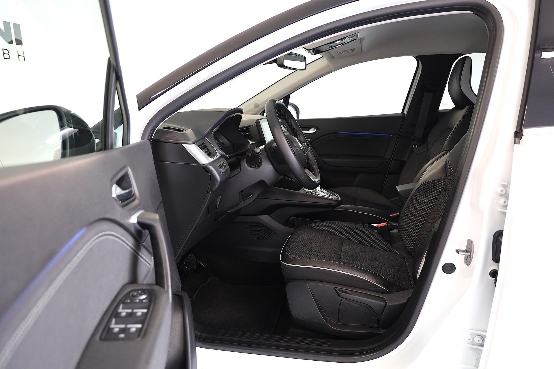 RENAULT Captur 1.6 E-Tech techno-image-7