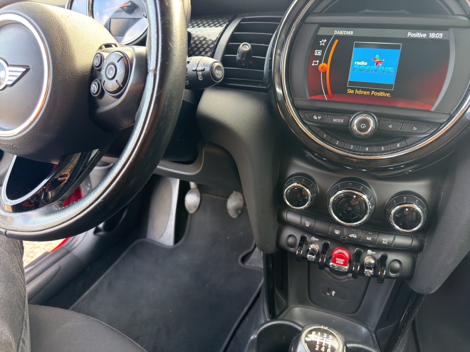 MINI Cooper S-image-12