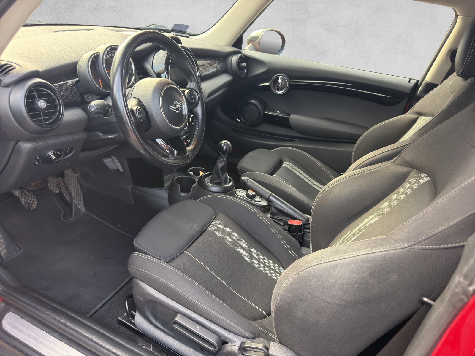 MINI Cooper S-image-10