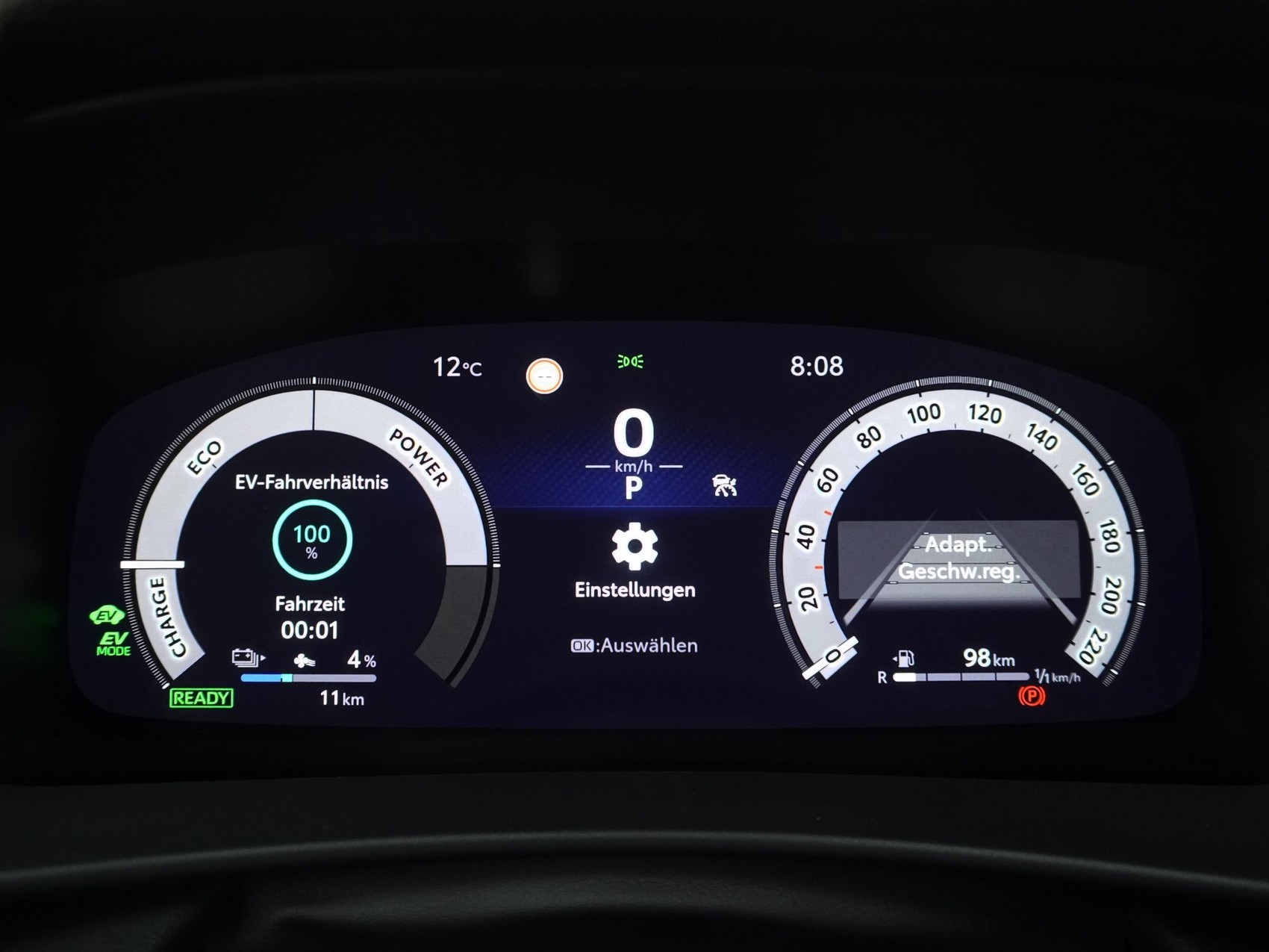TOYOTA C-HR 2.0 PHEV GR Sport Premiere ** Head-Up Display **-image-11