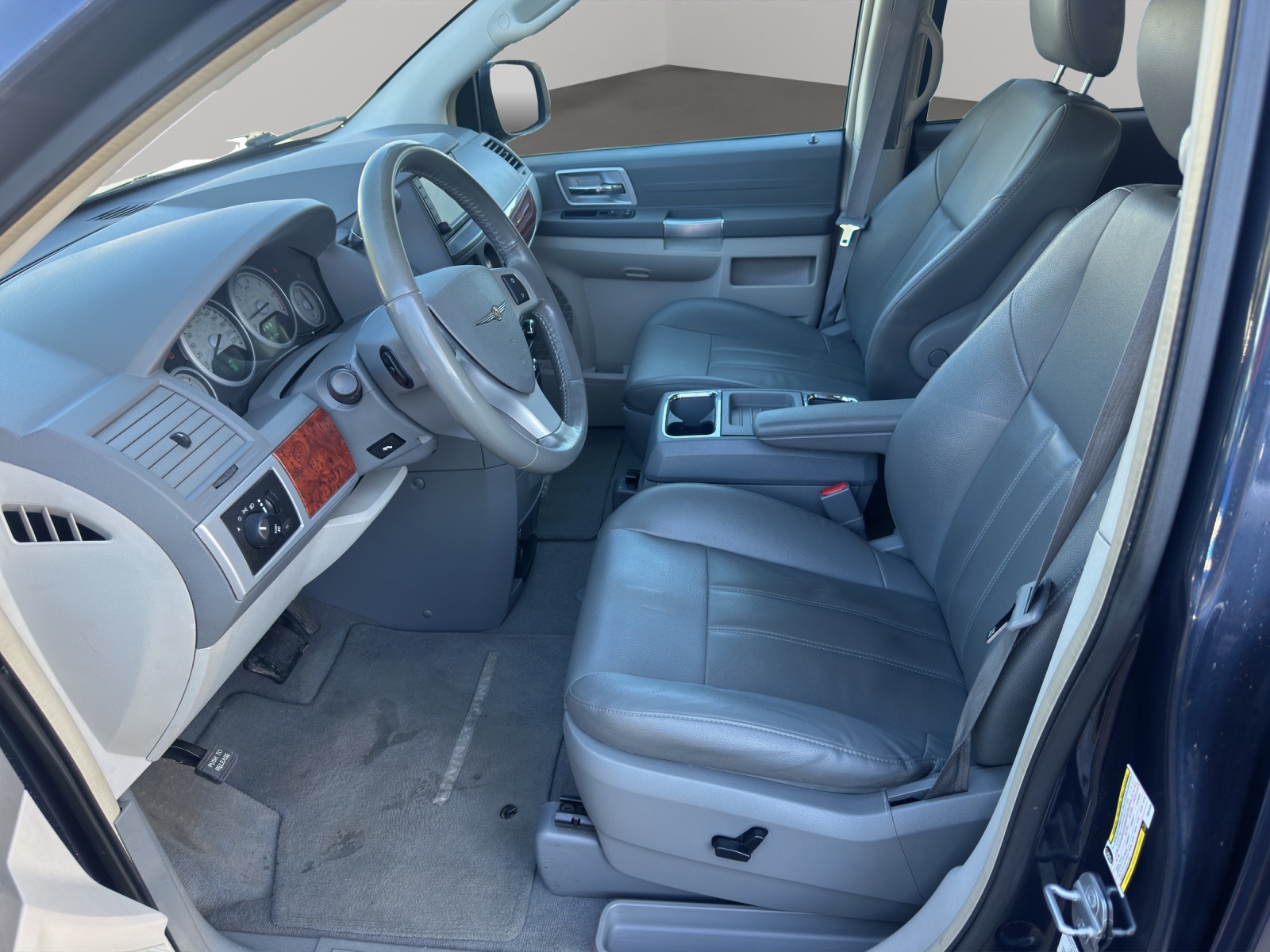 CHRYSLER TOWN COUNTRY 3.7 Benzin-image-10
